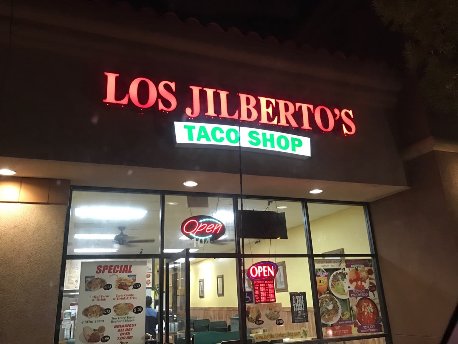 Los Jilbertos taco shop