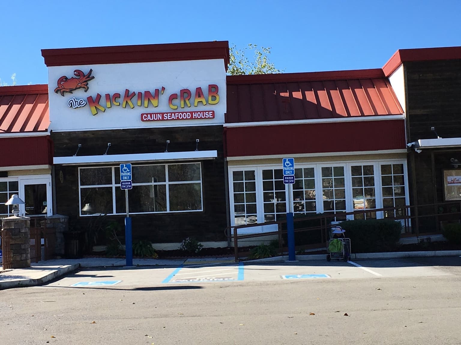 Crab & Cray Cajun Seafood & Bar