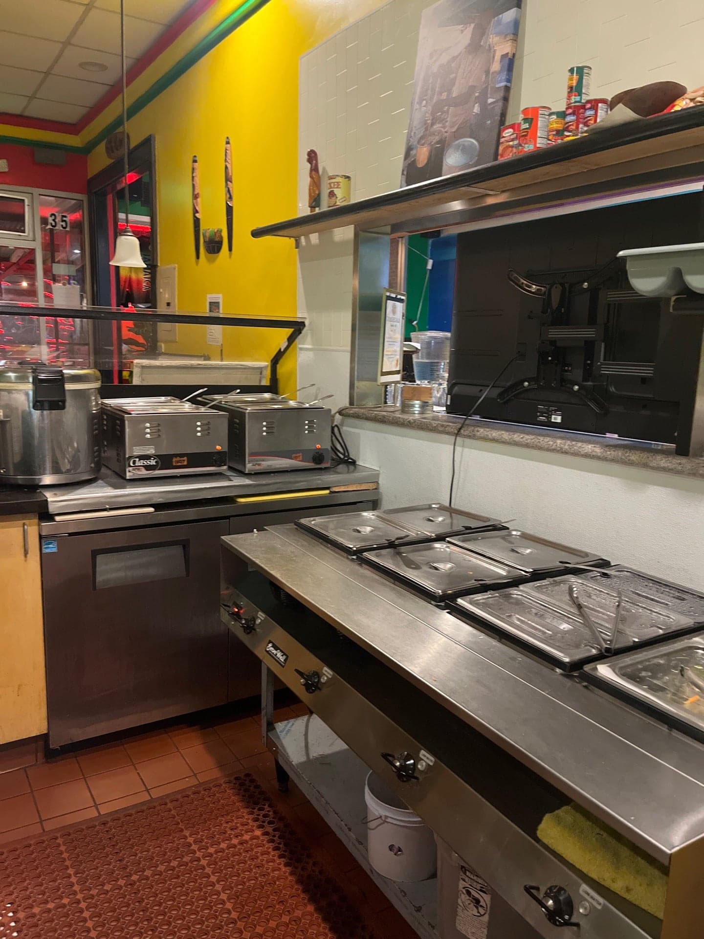 Minto's Jamaican Restaurant