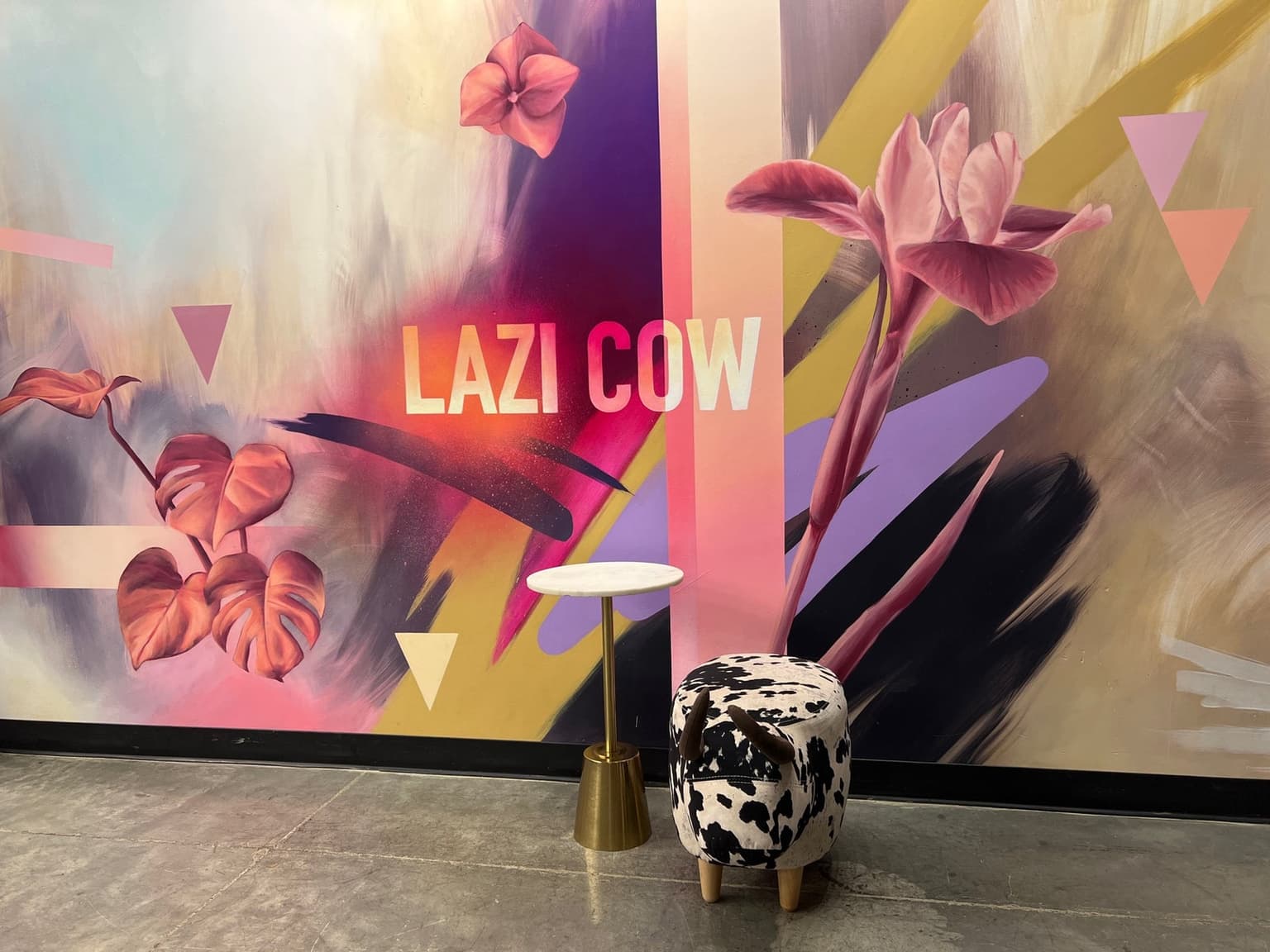 Lazi Cow
