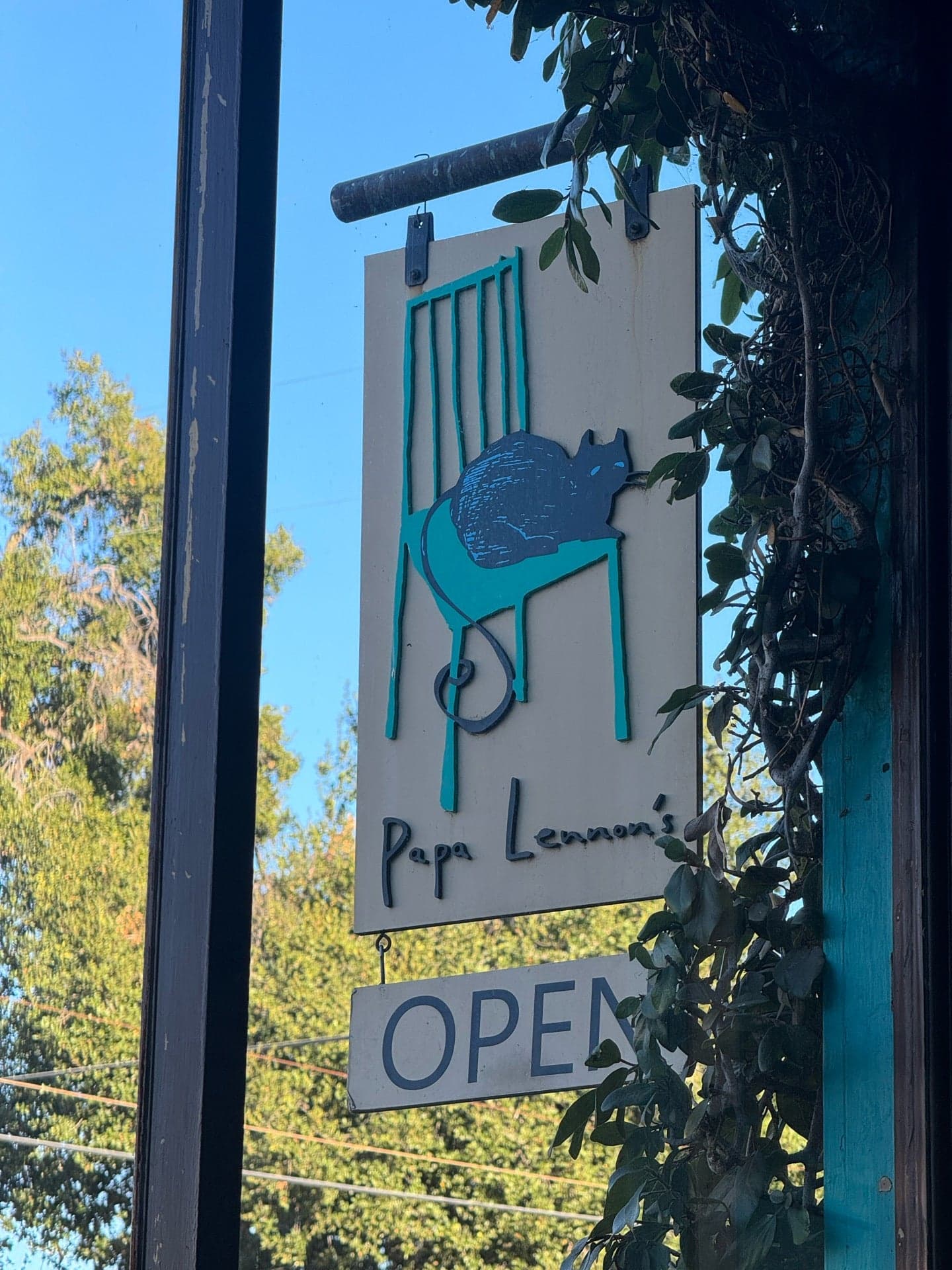 Papa Lennon's Pizzeria