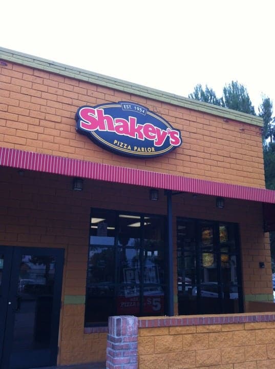 Shakey's Pizza Parlor