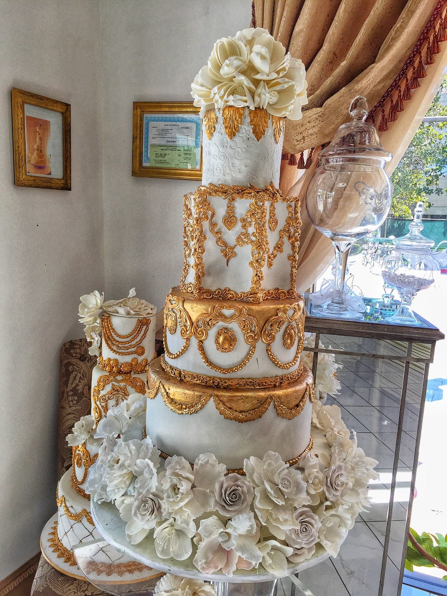 Special Cakes By Ruben