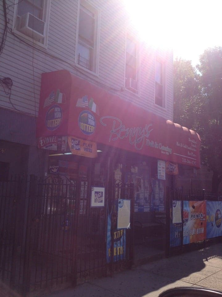 Benny's Deli & Catering