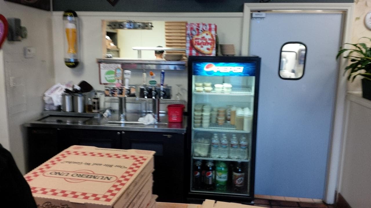 Numero Uno Pizza, Pasta & More