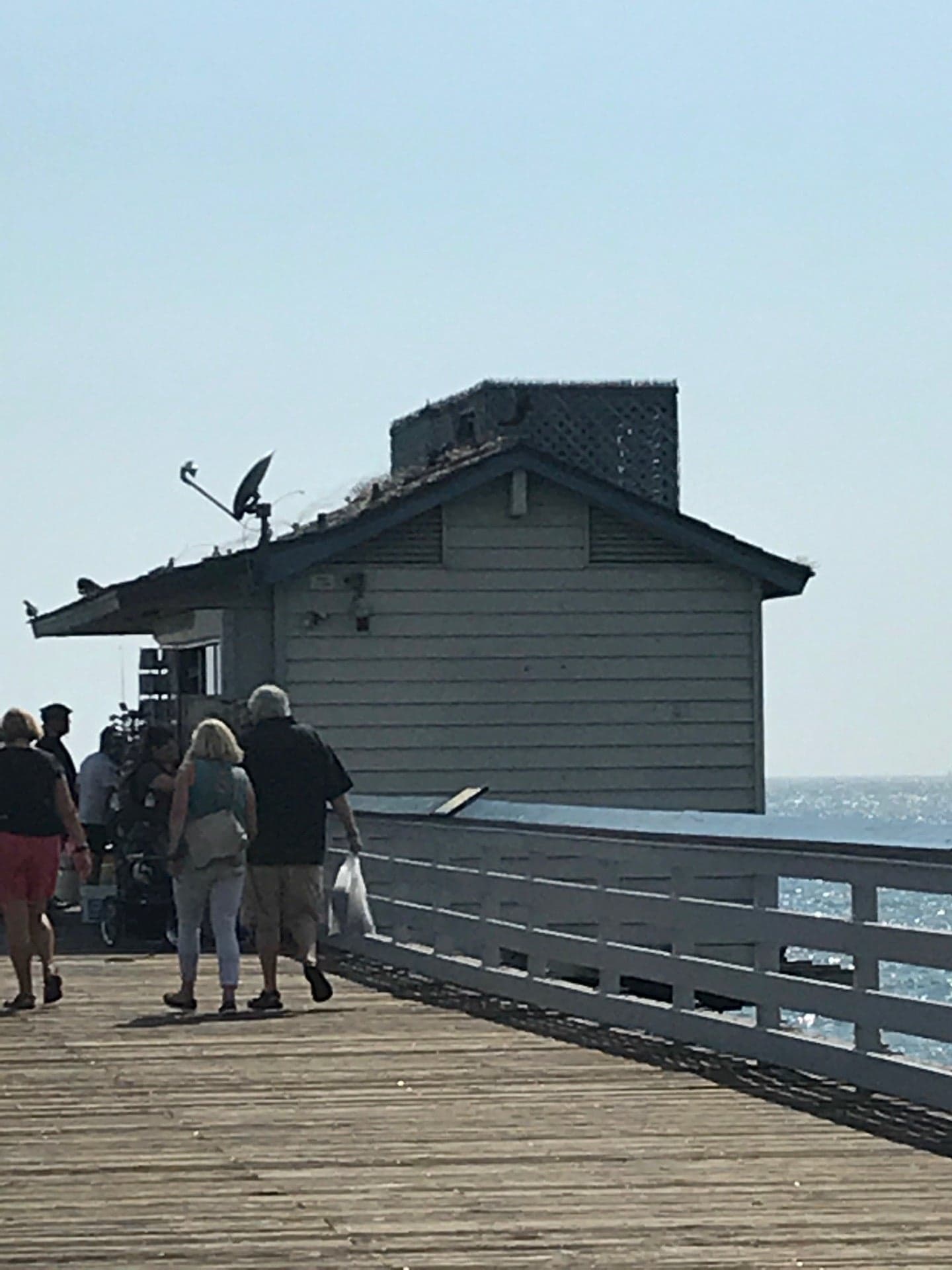 The Pier Grill & Tackle