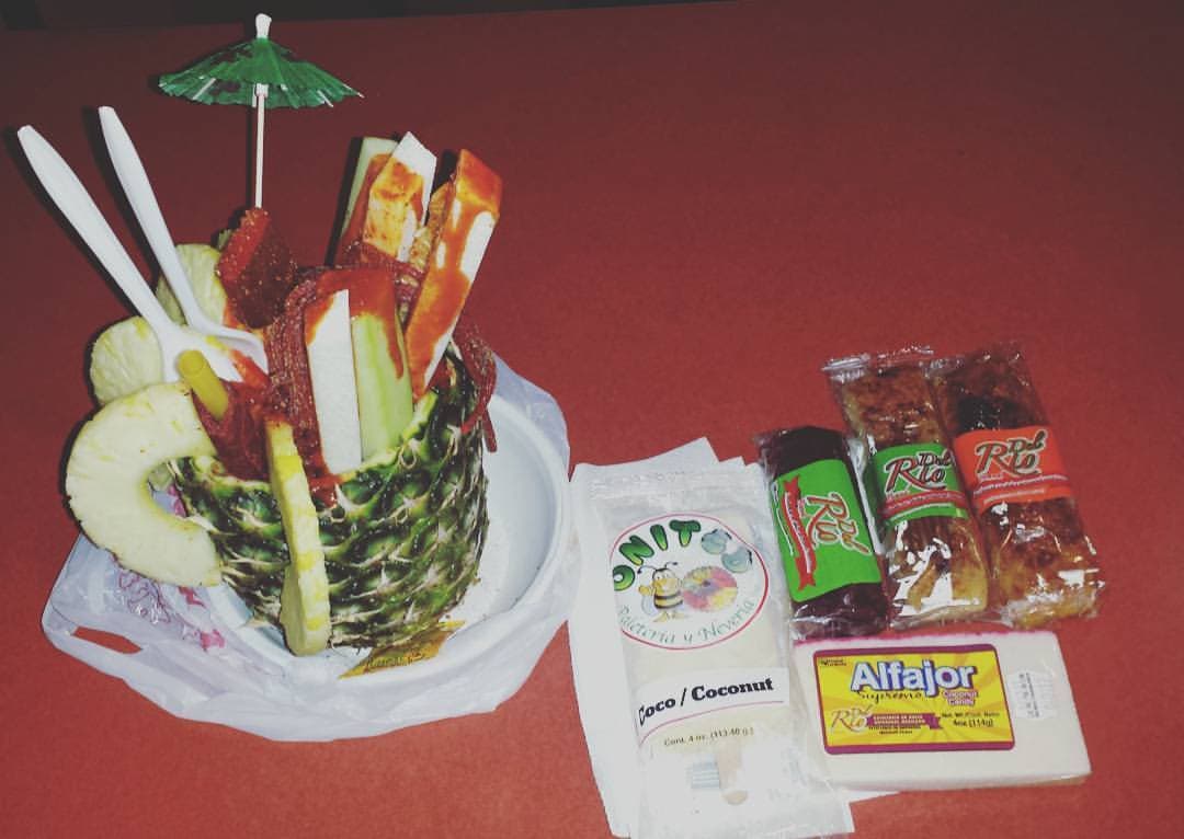 Monarca Ice Cream and Snacks