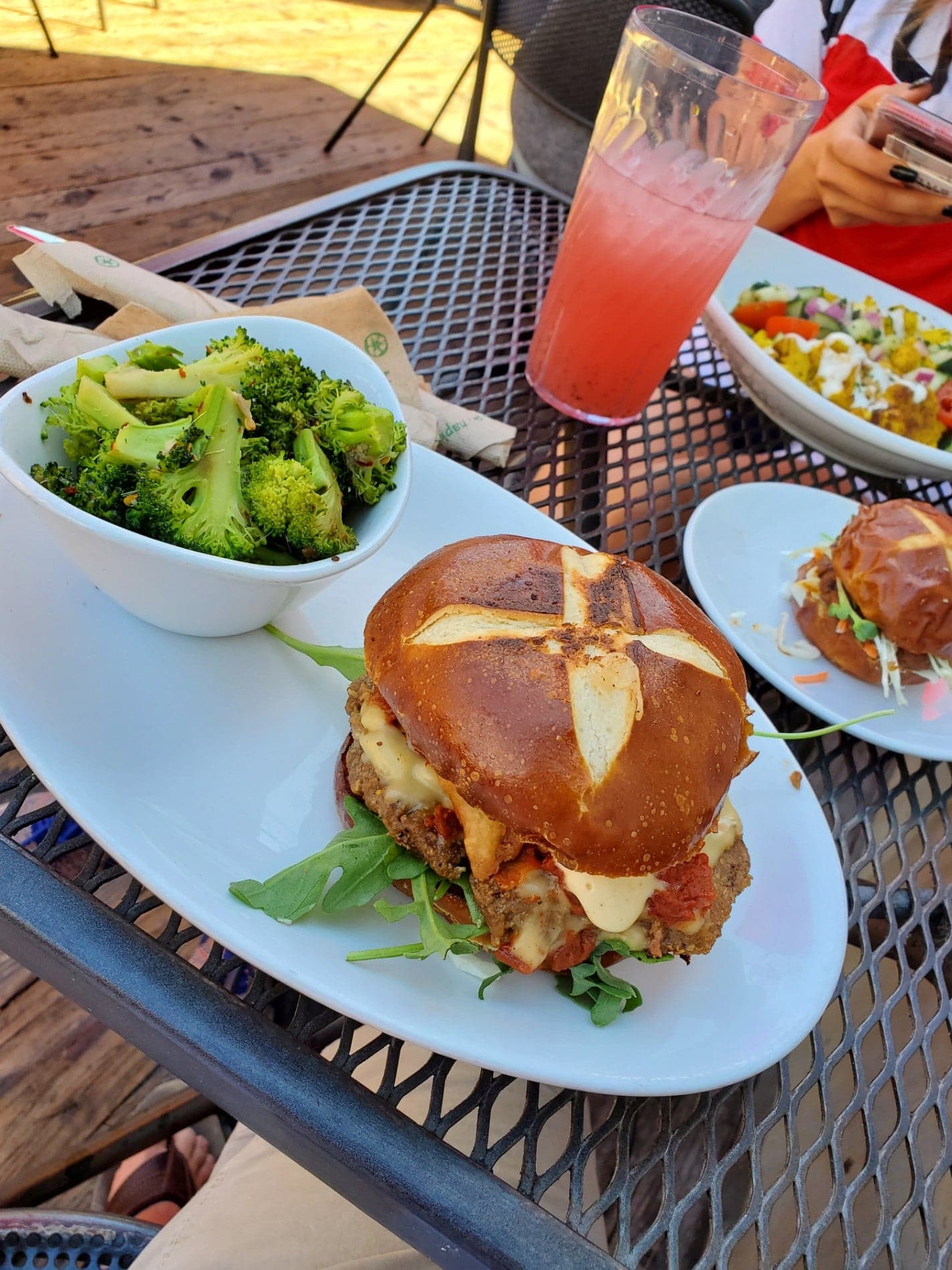 3393a82c-a5d9-43d6-bb19-4ed898101917