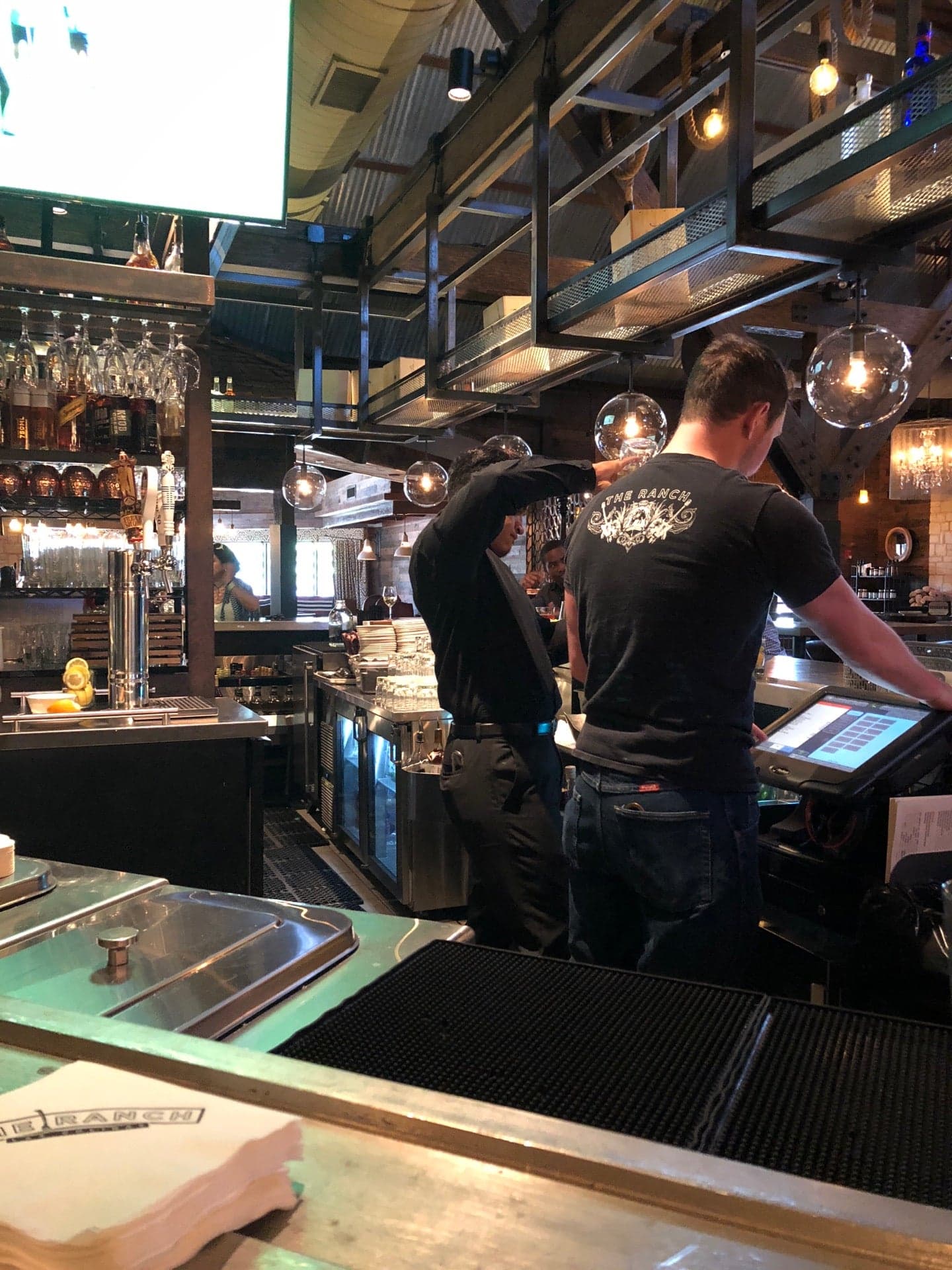 7caa7773-bf29-4ed9-8af2-a849156b10db