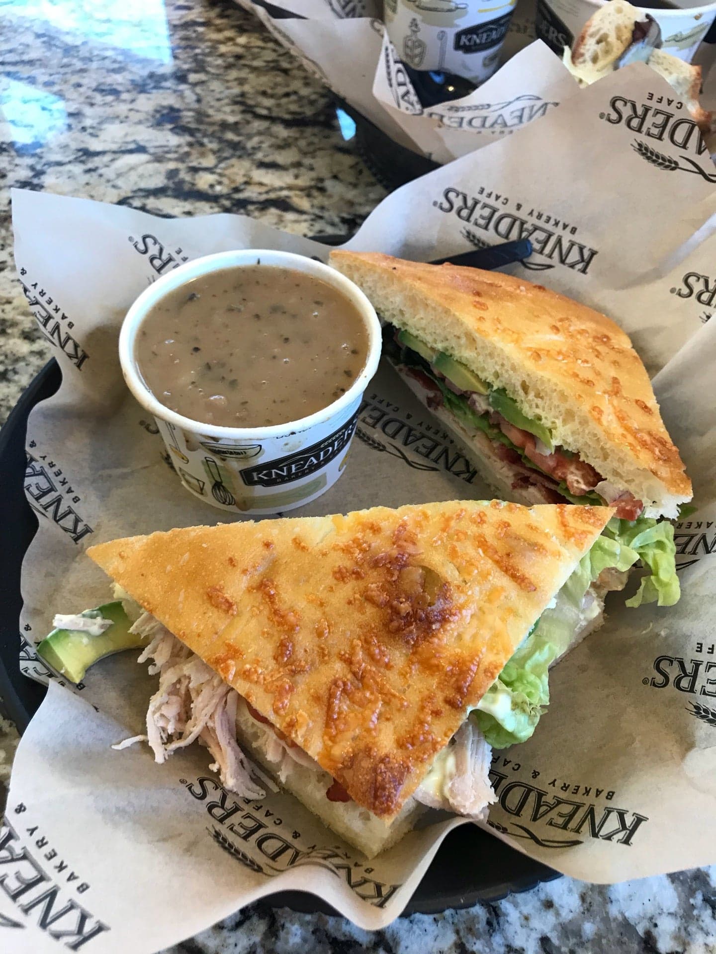 ad991948-9e7f-4e7e-9ae5-efda724d1e3c