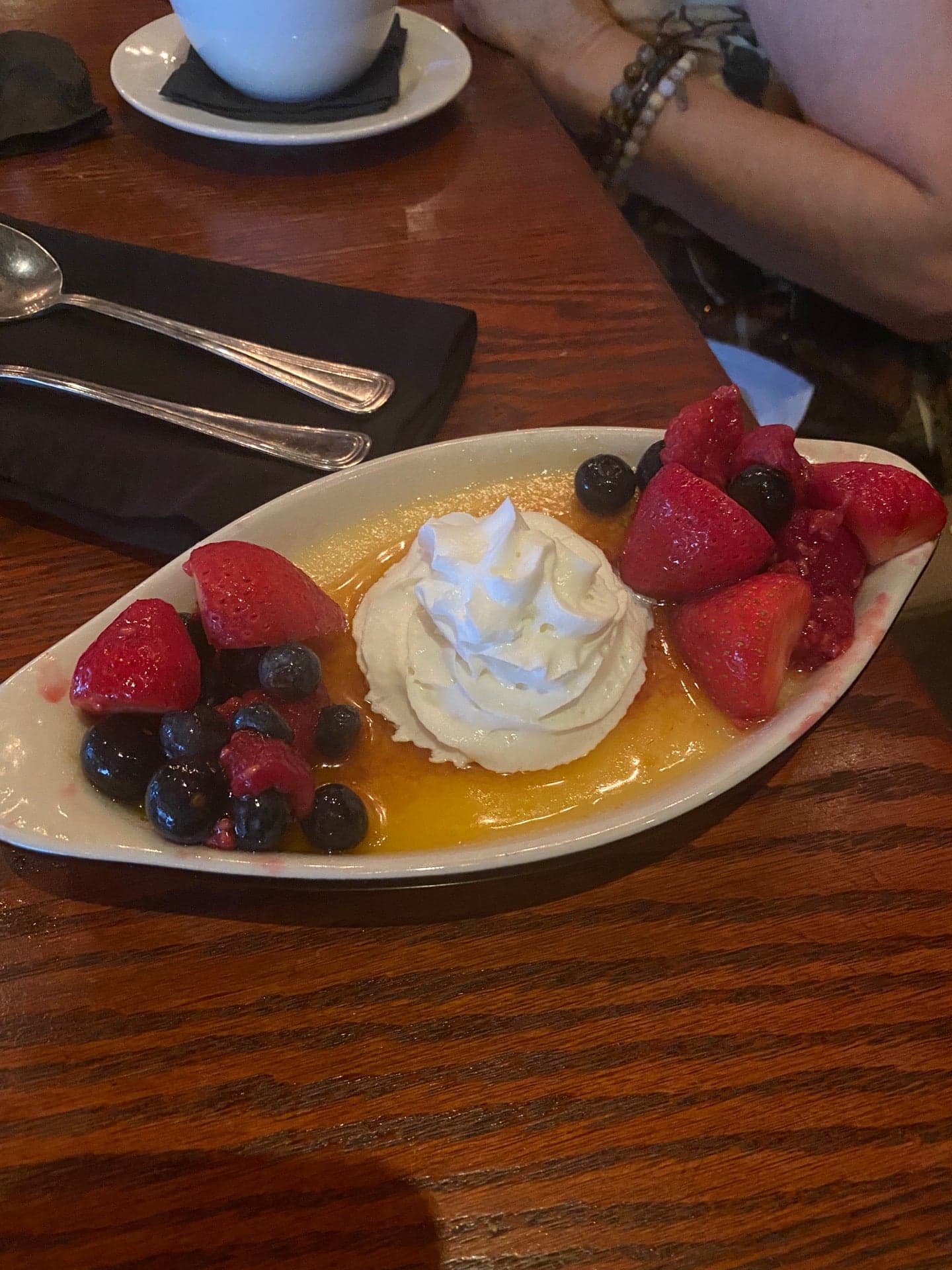 f1240a8d-f5ed-4fd6-98f4-b5a314efe6b8