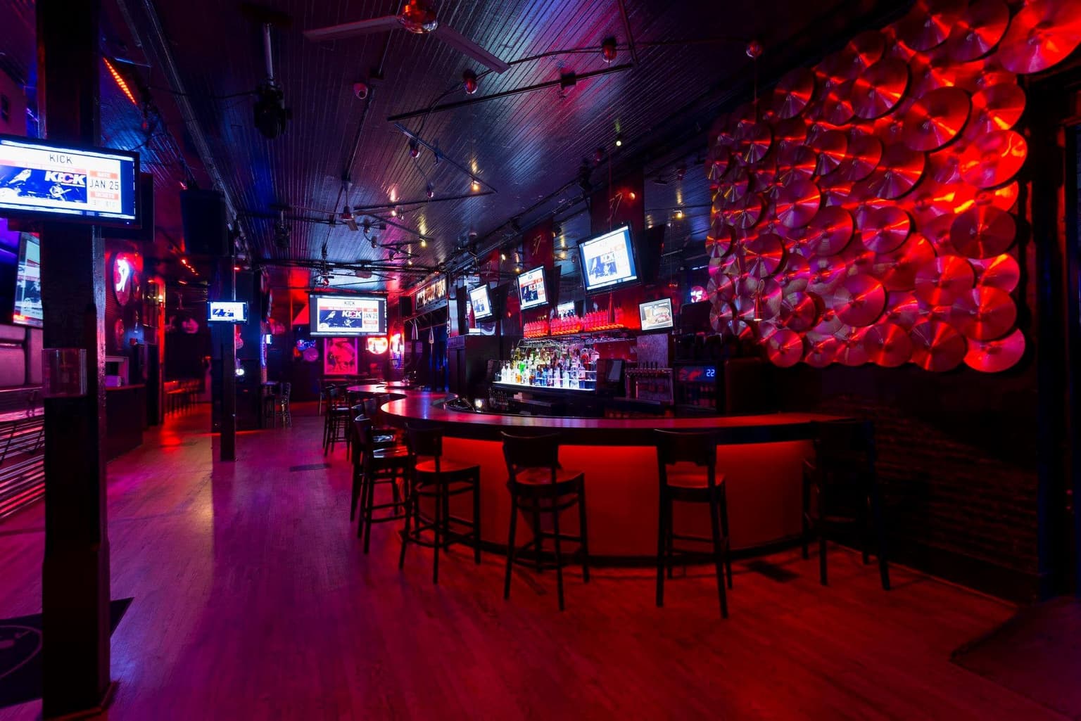 f128ffe0-f763-43ba-aa64-06ae03e0f530