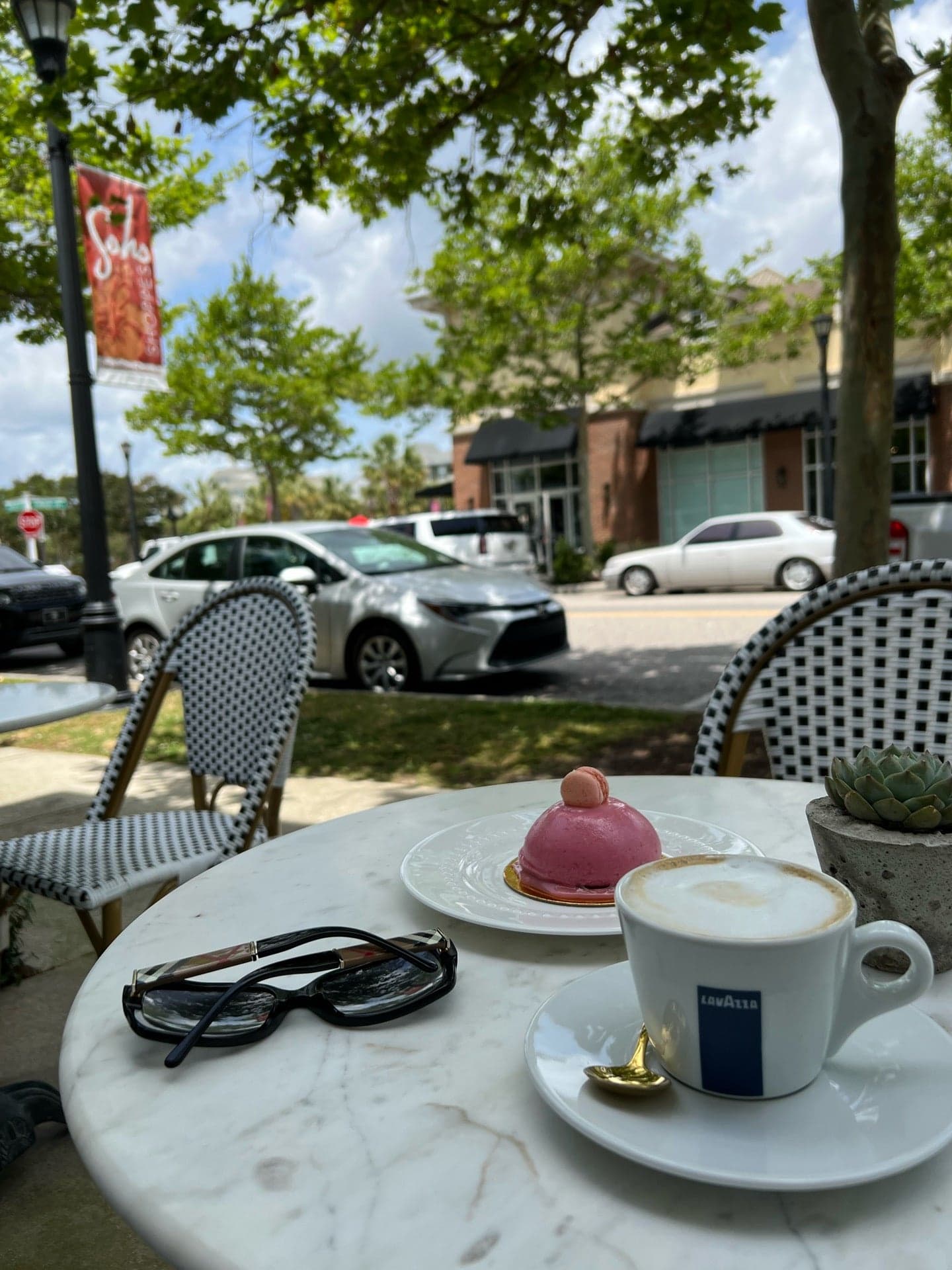 a4ae10b5-1357-451b-982c-ffdd84c49ce2