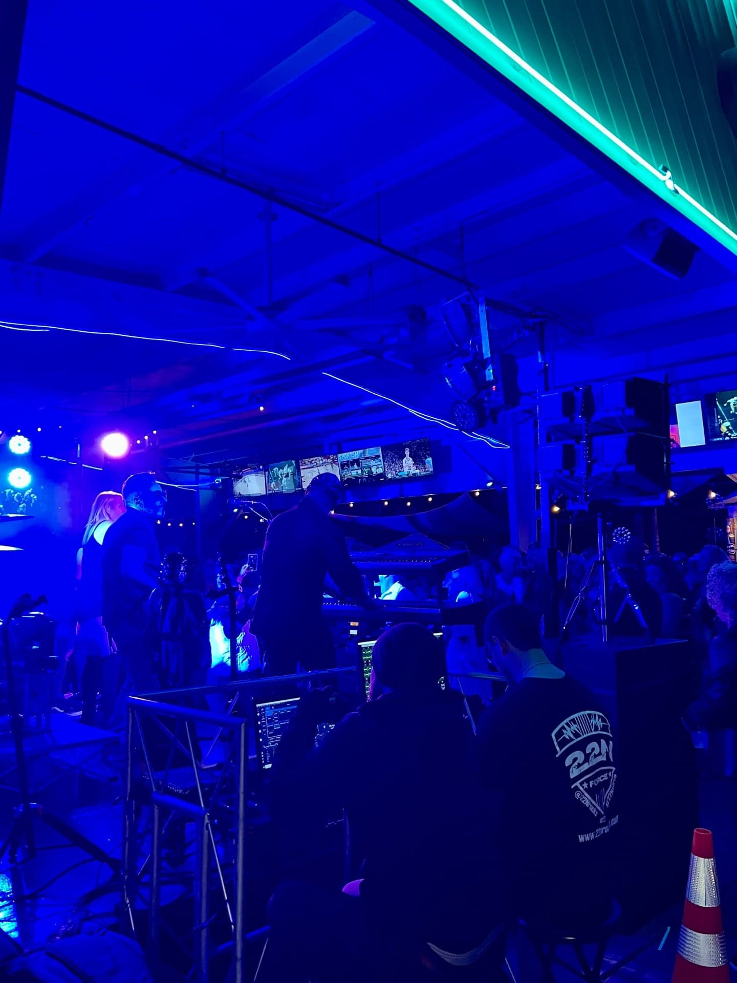 62cd2037-1d6c-4a46-a22d-45f05912717c