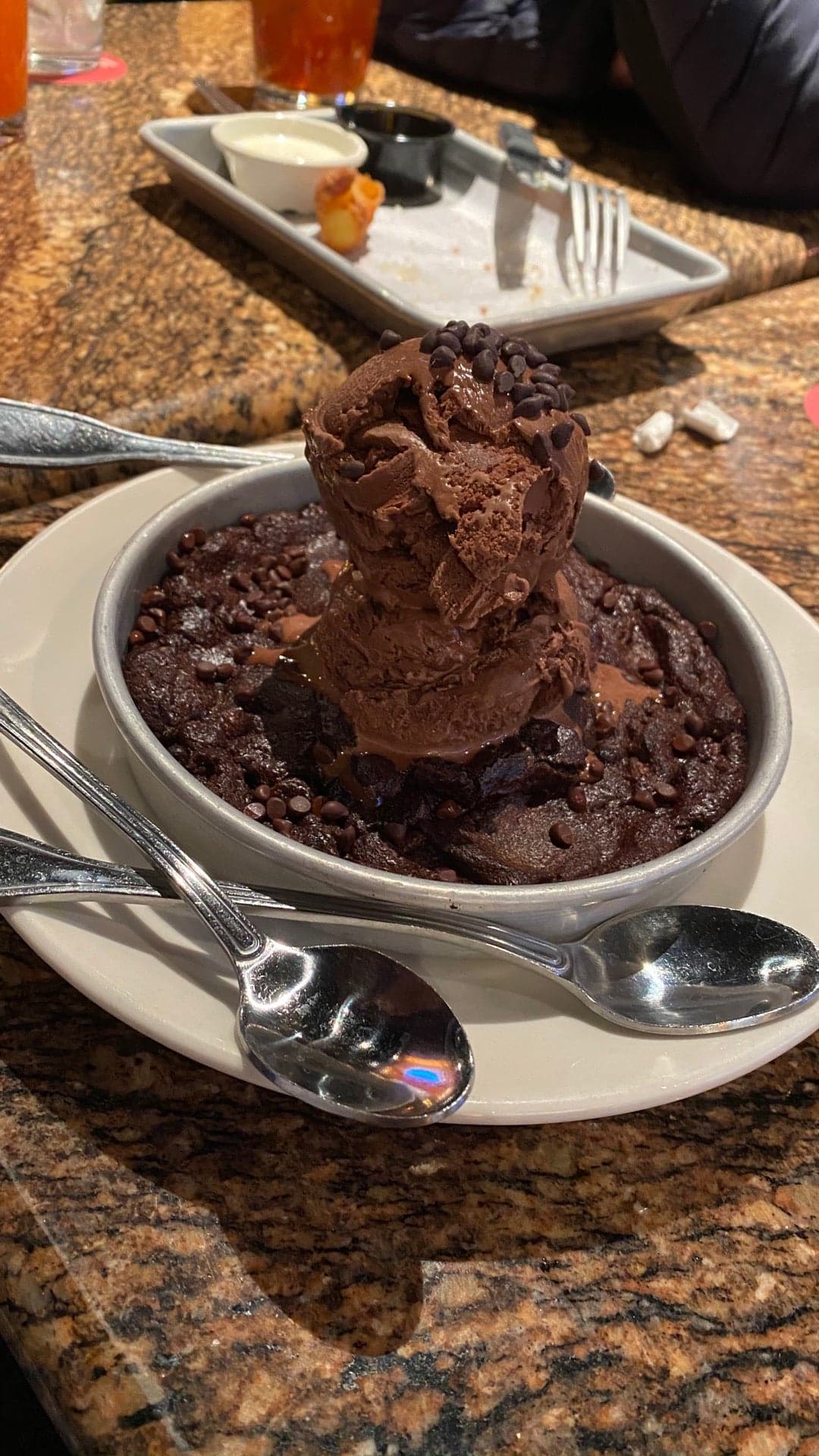 c2171b28-1f71-49e8-b4e1-b49ab7f23948