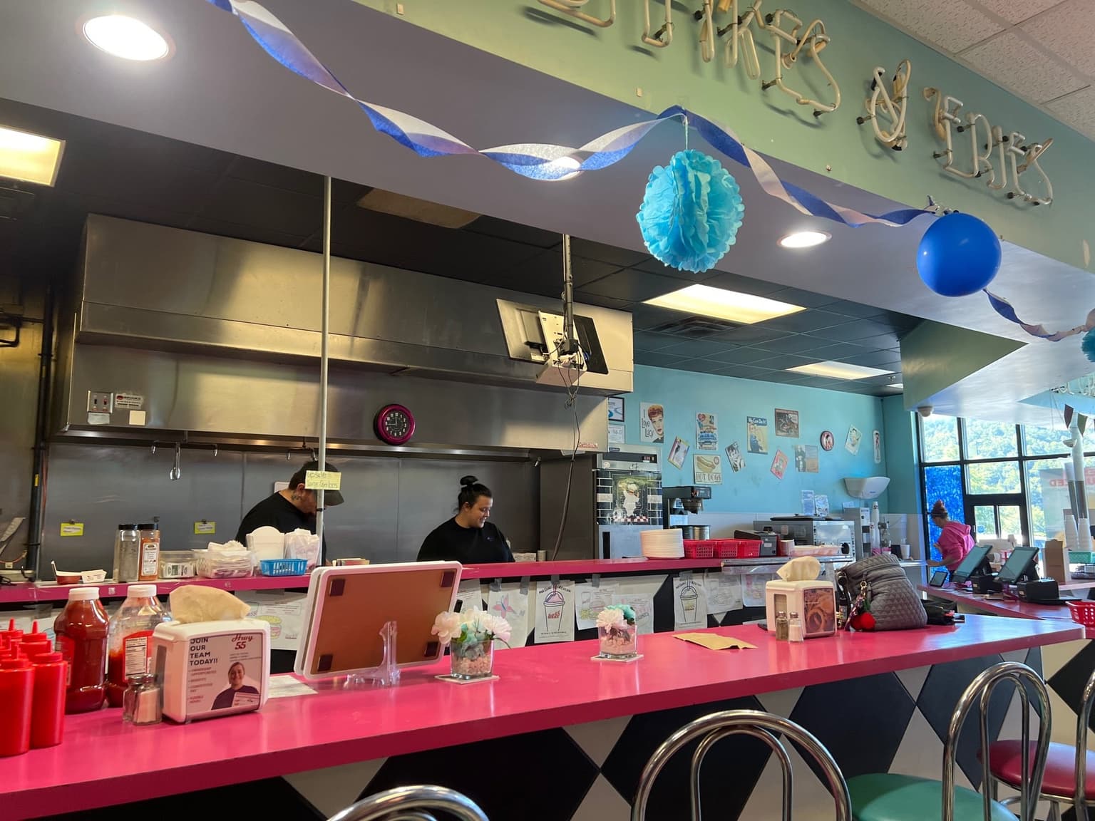 72a63c40-fe74-4c82-8f55-ddf7f73a9590