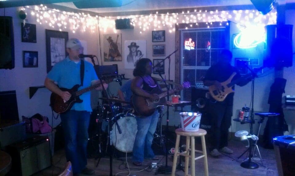 378f8aa4-21c7-438f-80f3-6abbc137cd3b