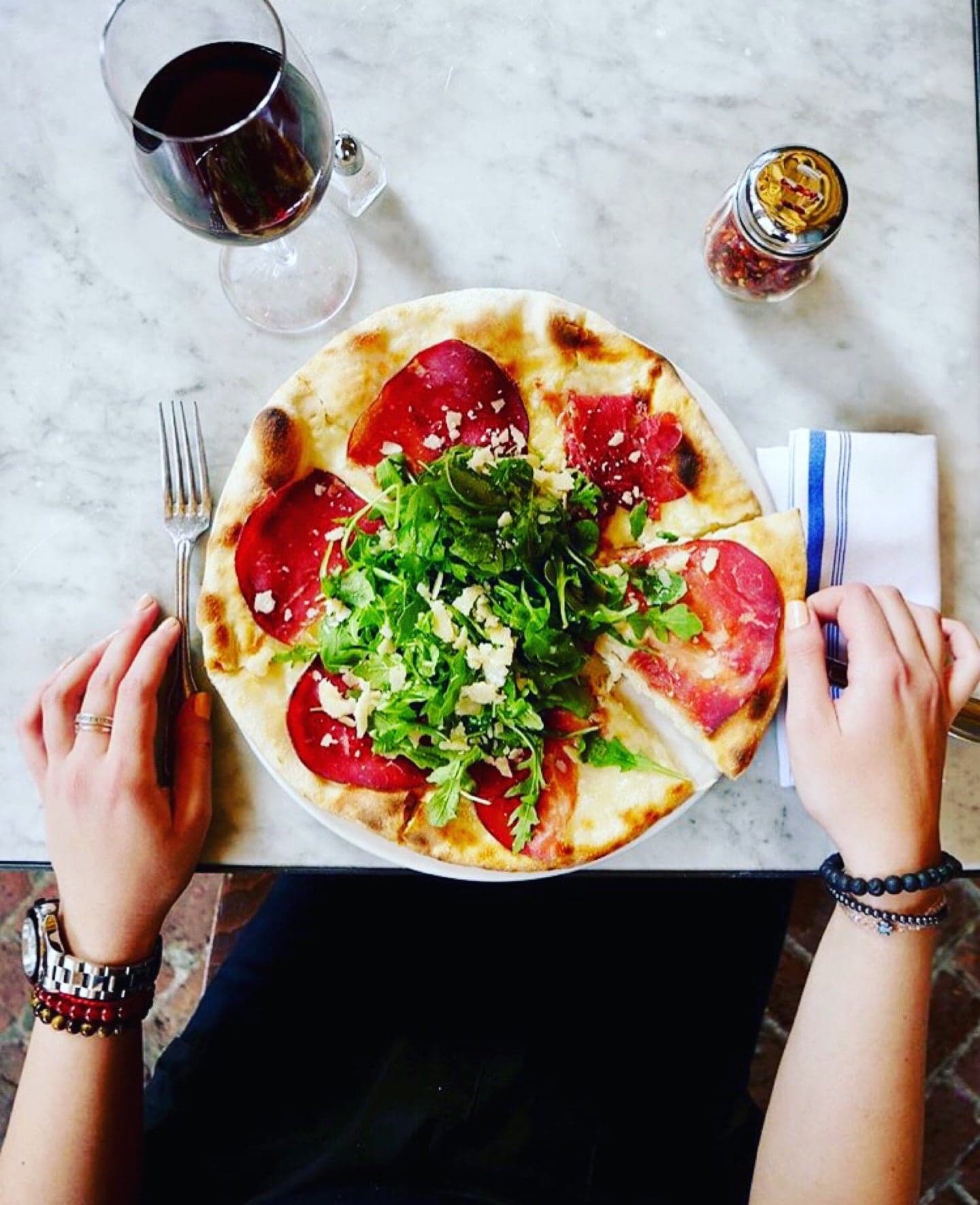 c99429ee-322c-4b40-a1eb-df6e1a08d4e2