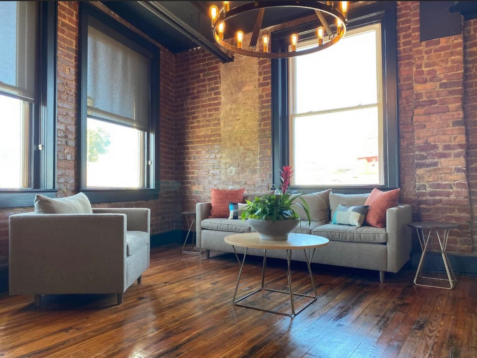 63c6d2cc-ce1a-47ad-b165-97d1104dac1e