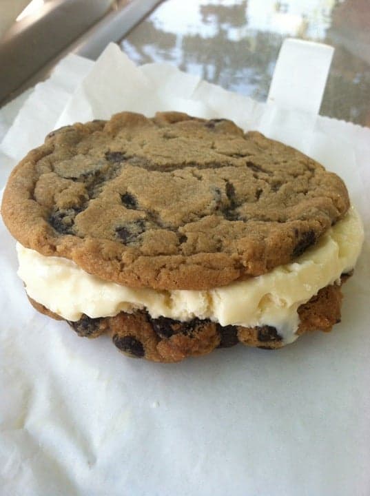 4d000089-7ba6-455b-9627-0fcc3bed23c8