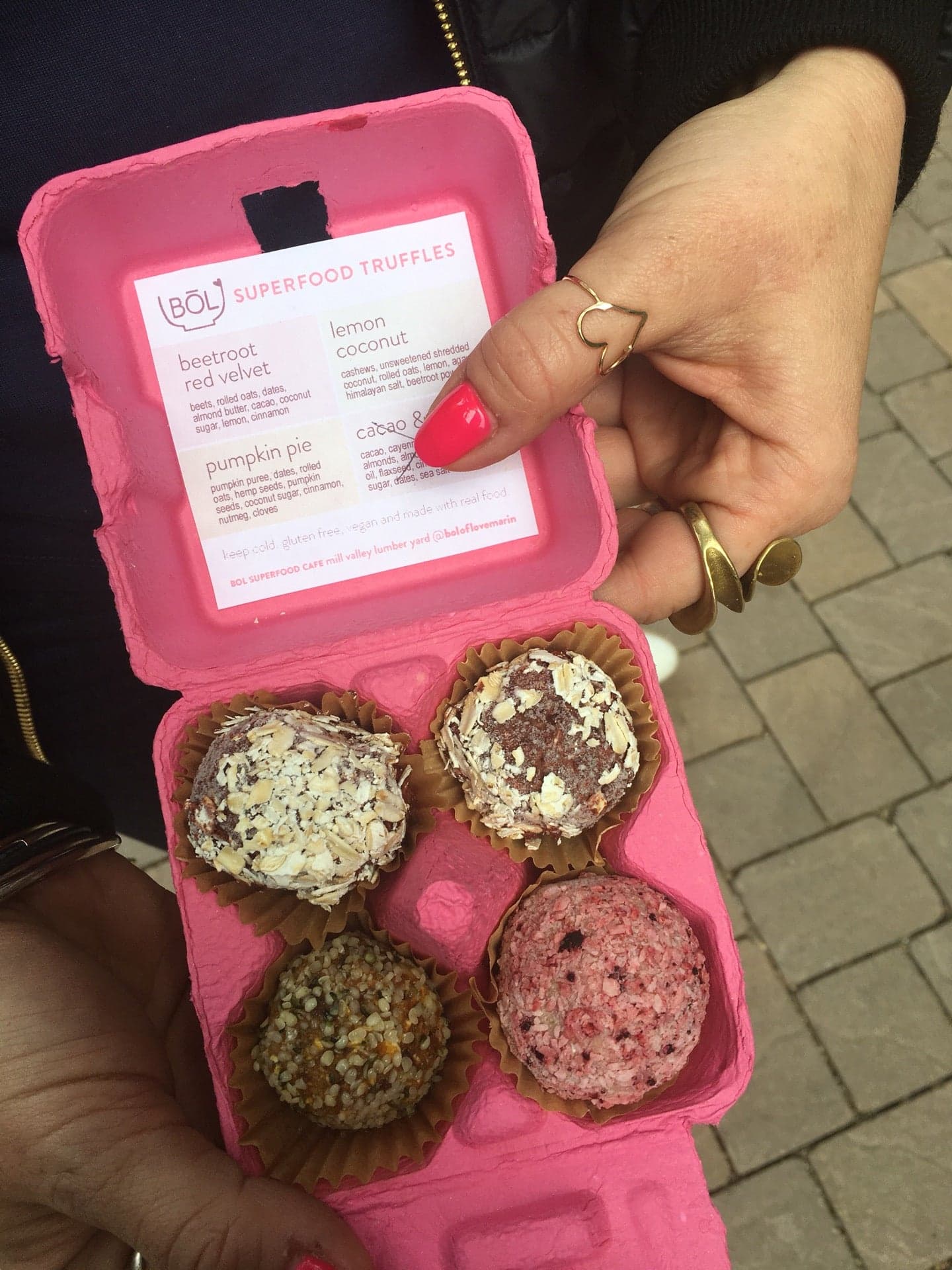 201e63c5-09e6-4f10-9a16-d403508e6738