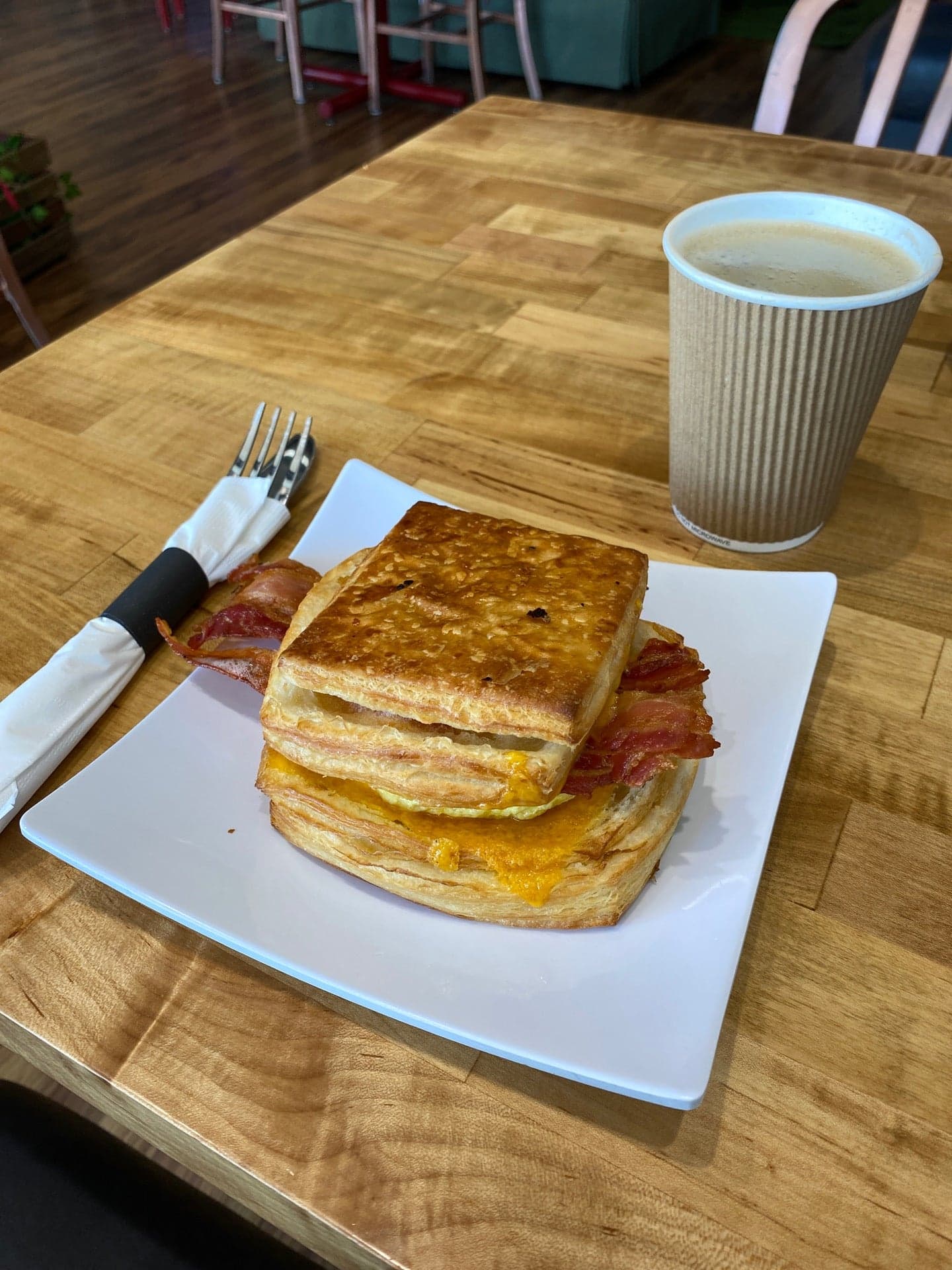 6e7e8cc3-19c3-4d87-8a67-4bb6275342b1