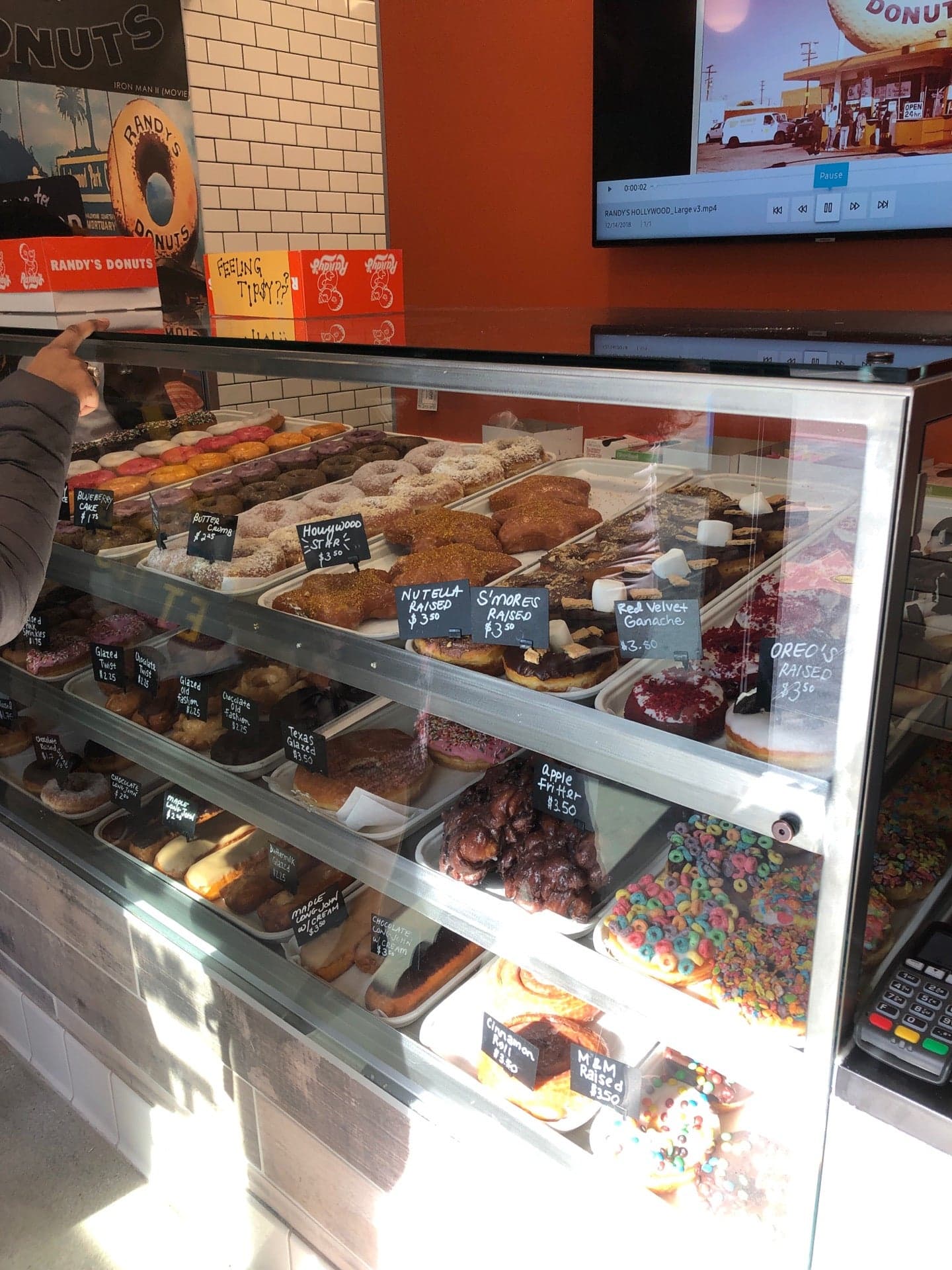 023c569b-0c9b-4d72-8289-75f0a3b91dc7