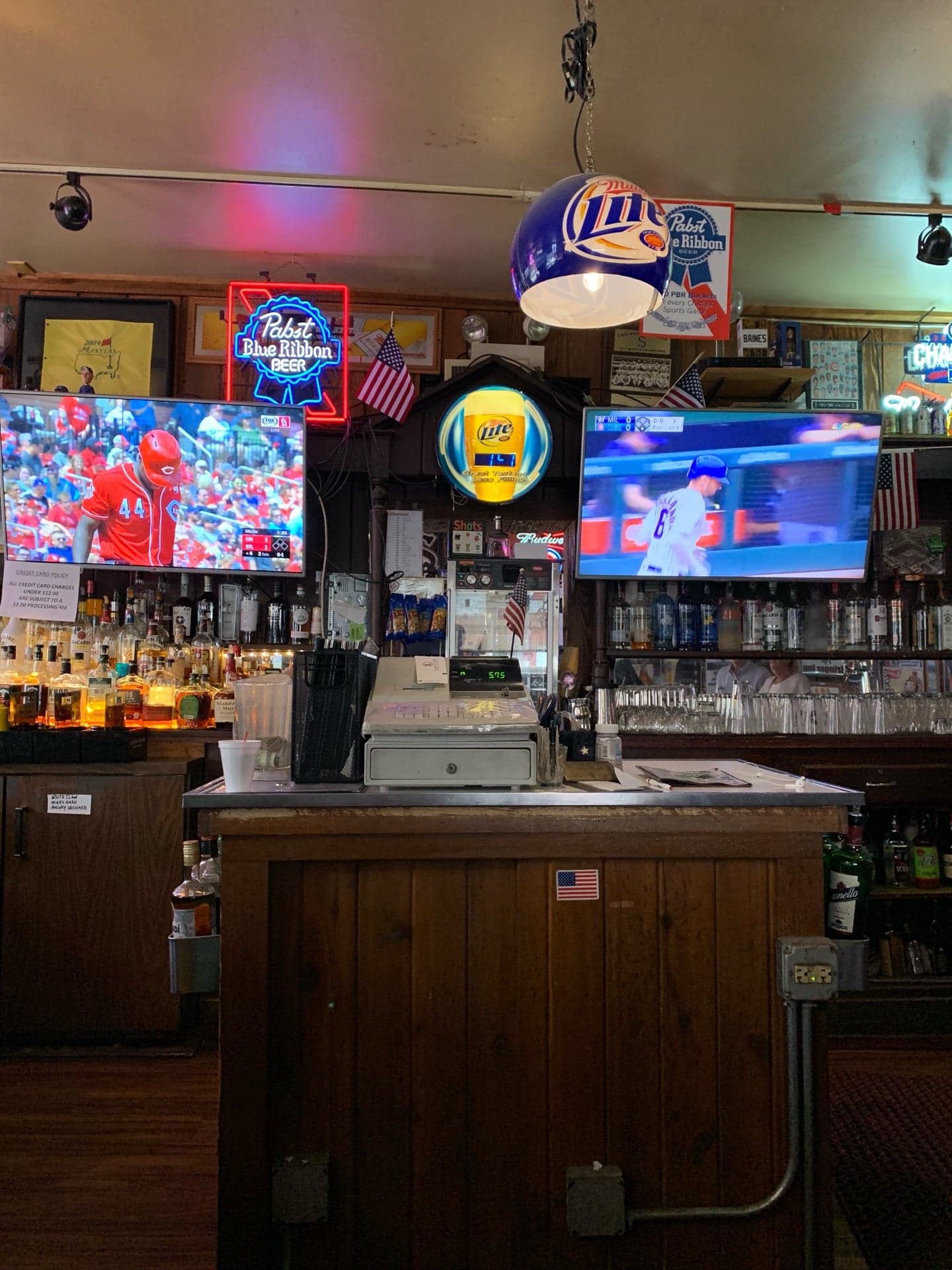 ee0fe504-b2fc-4166-9df3-5aba28e2a1d5