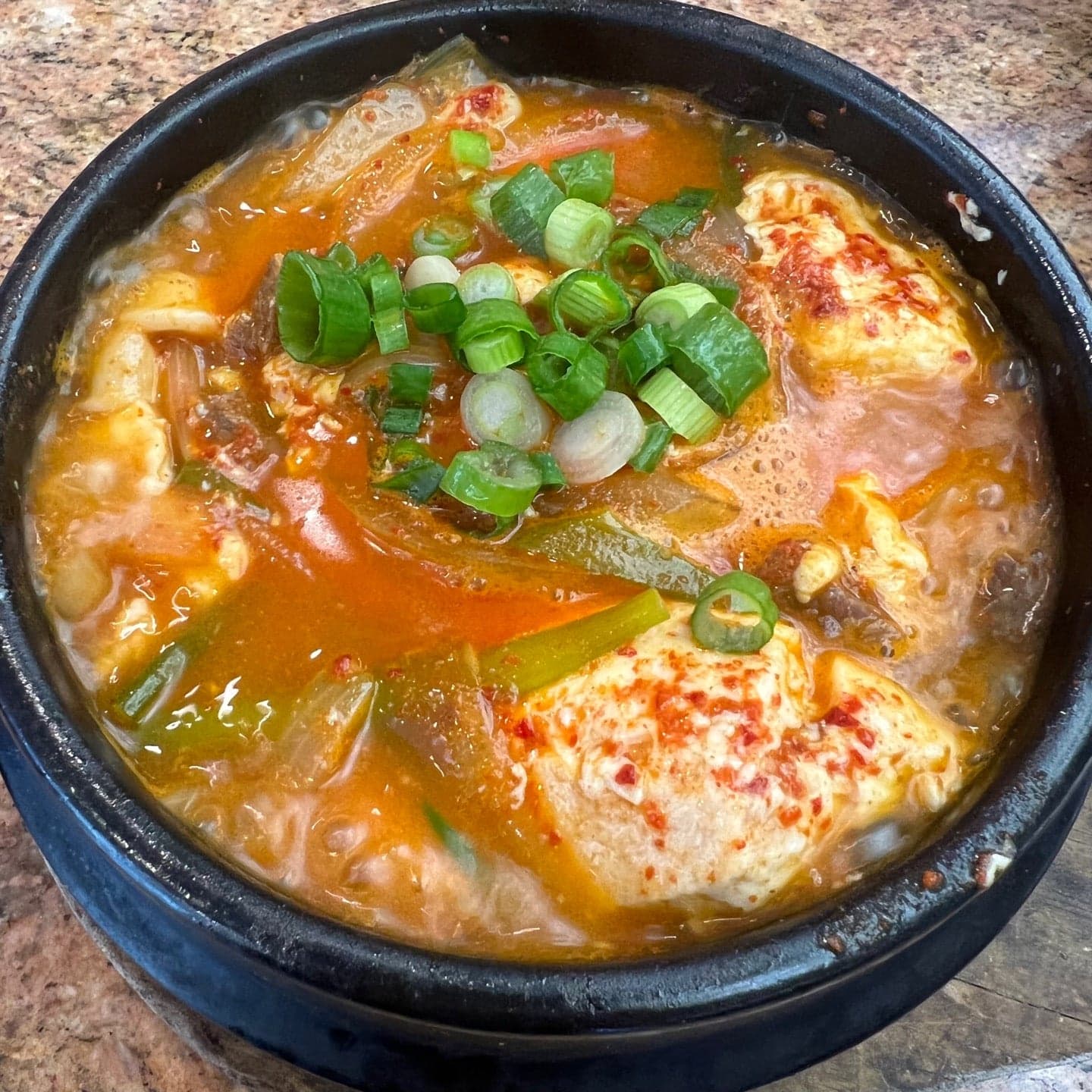 b5d24561-3b19-42e3-8950-8318472e91e8