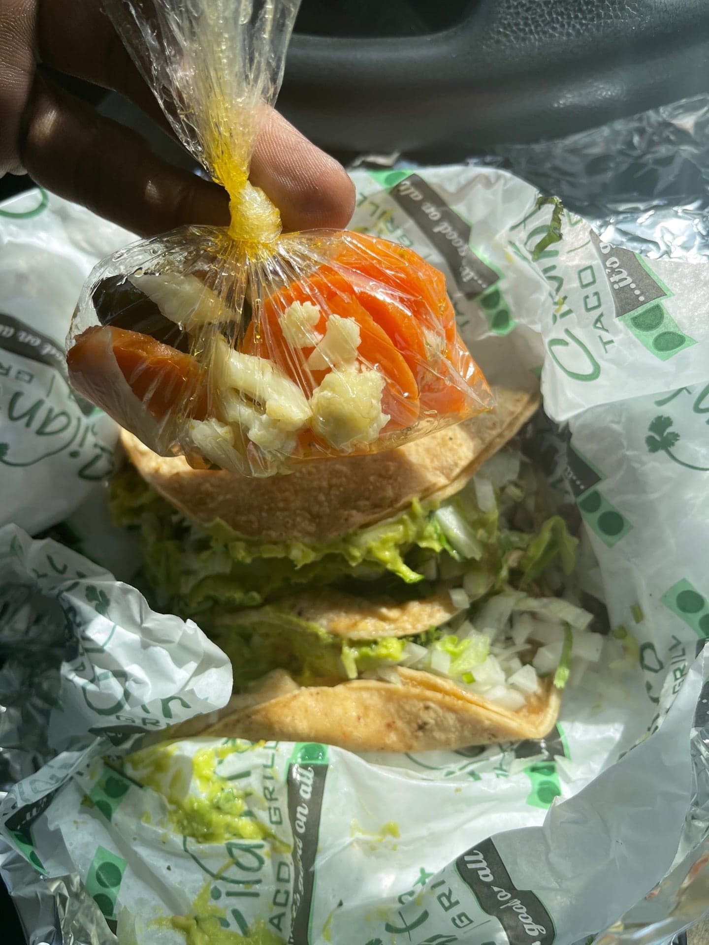 8d40166e-6f6b-41b9-9371-d7b04972f859