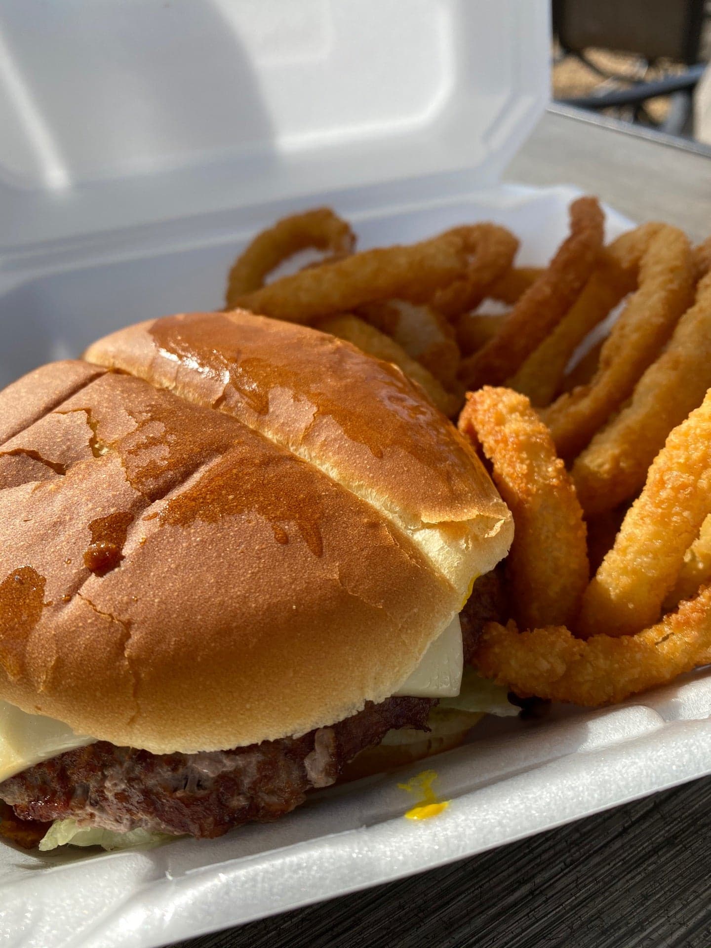 e08cb3cb-2bd0-4198-90f2-8a837d8a3b91