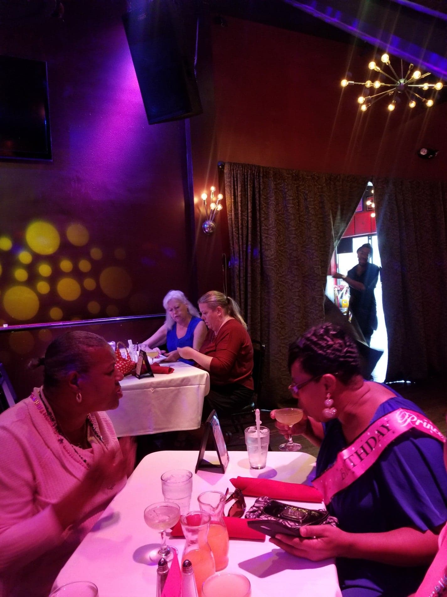 fddda846-9b5e-4eda-ac97-dead7e4f7430