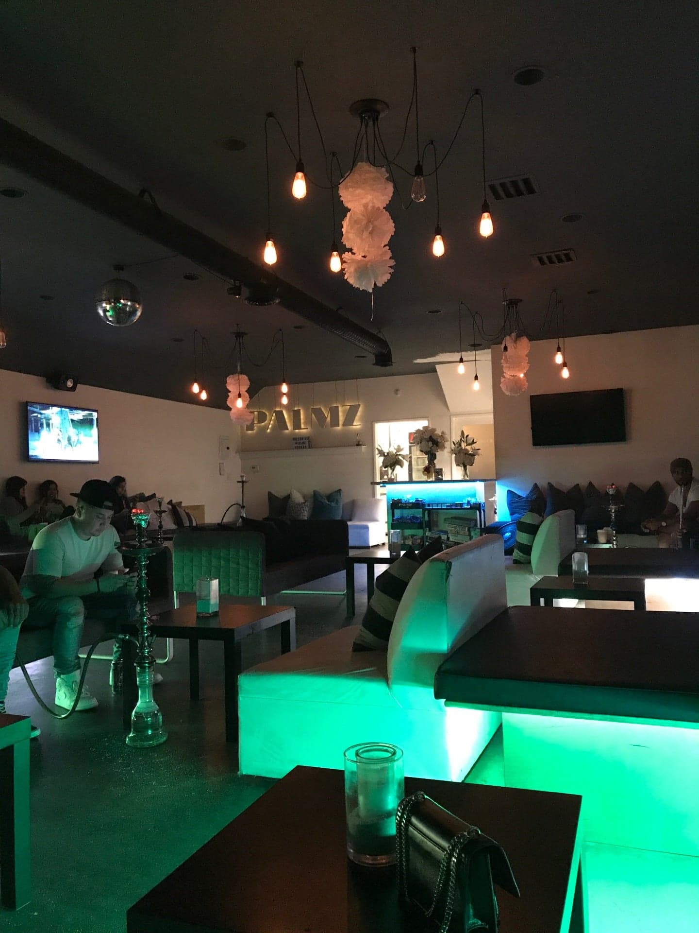 e7475e96-0b09-4237-aad1-1326d1460366