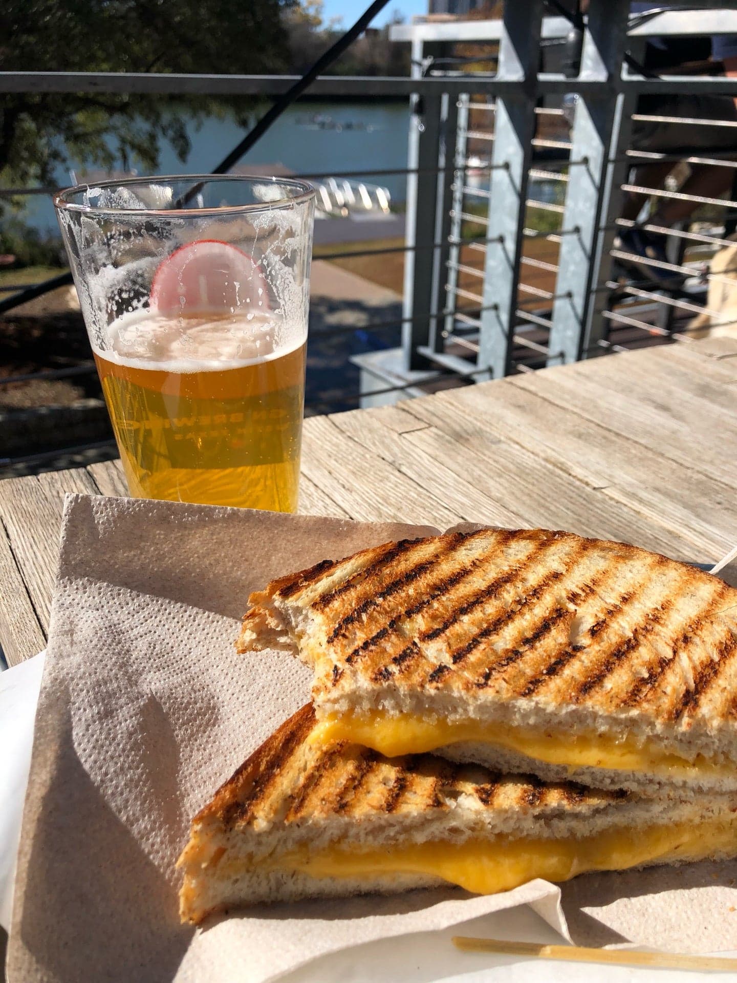 822f08eb-fa1f-4b18-b0a2-8d89c8675275