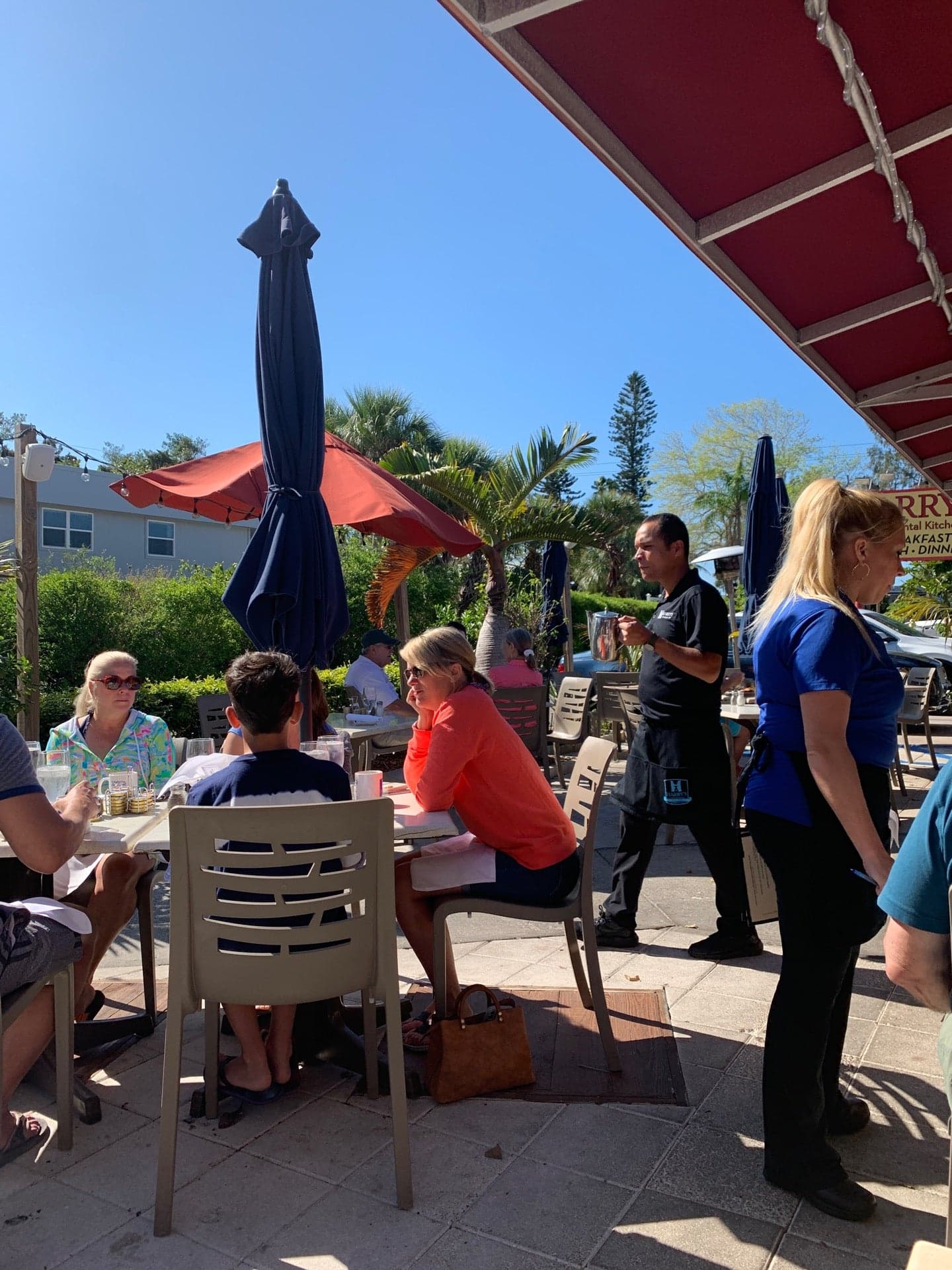 4852f103-0804-42e4-ae7a-c4776d6ebbc9