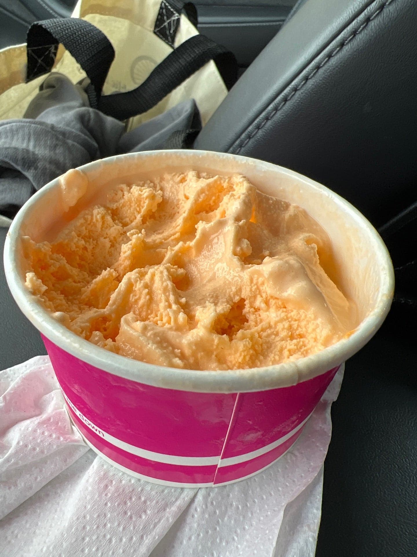 ff8c0a32-df08-4e2d-ae2a-c041defe7f9a