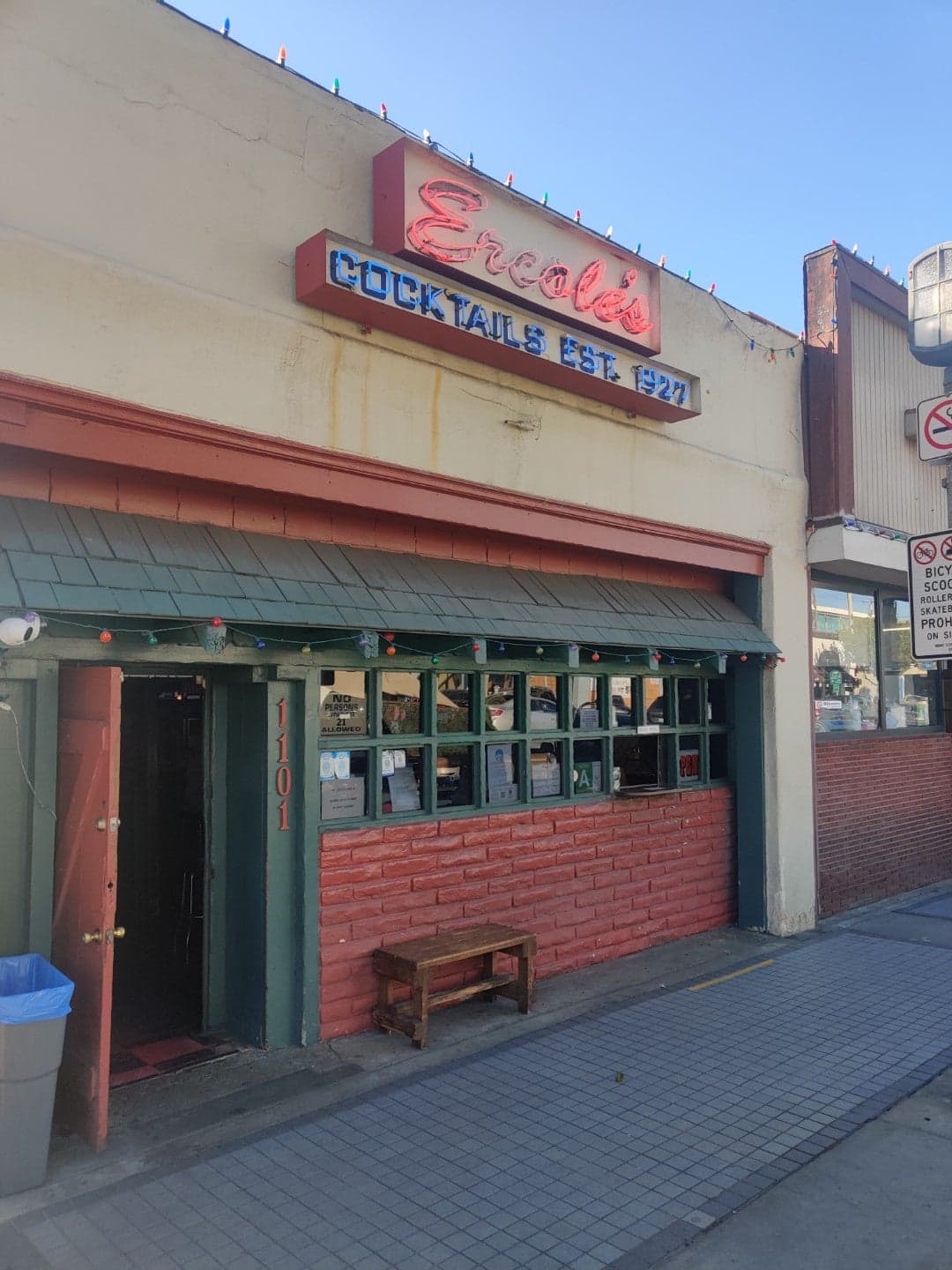 f240e6f4-3d35-457d-a747-6d223b1acf3d