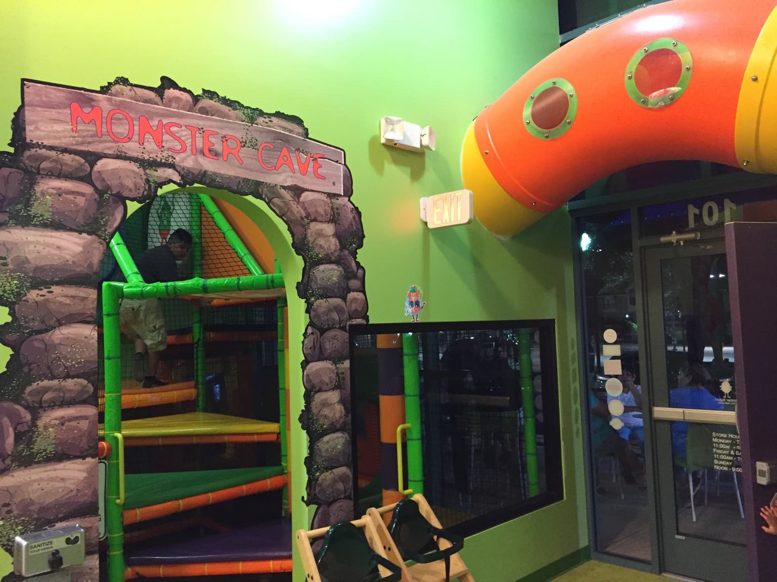 80389502-3e5f-4900-b3a1-b9d80c0b67b7