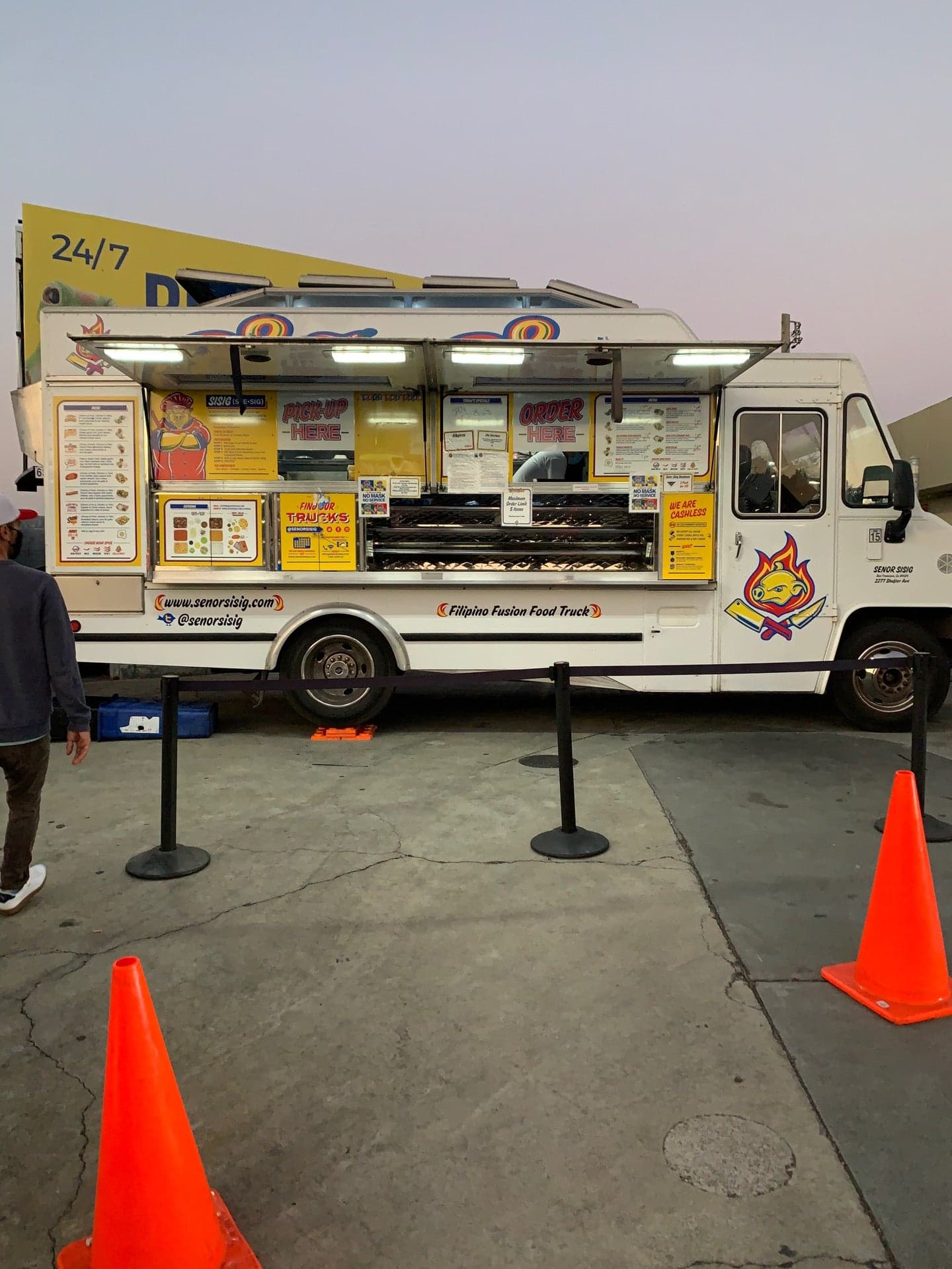 f3747511-a6b0-4a4e-b471-5f9861e13cef