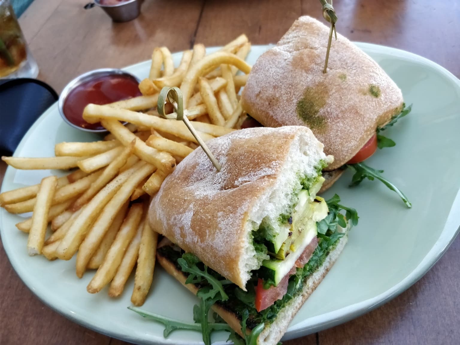 53d4d094-5890-493a-a3a2-4f0eea5b2f9a