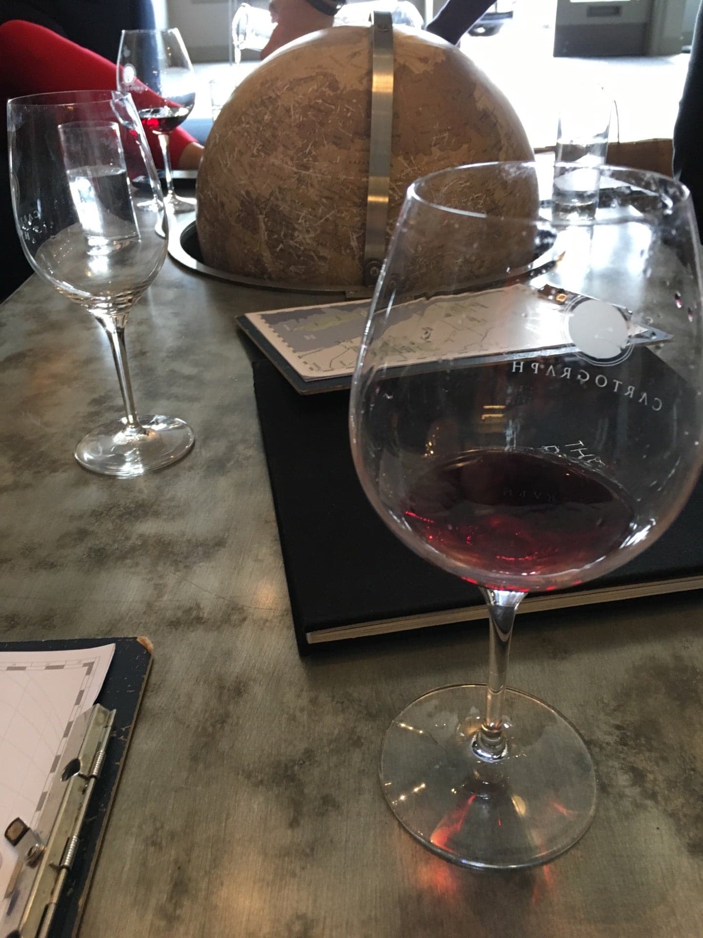 e6bfdb9b-29f4-4191-9b2c-cdecc464651c