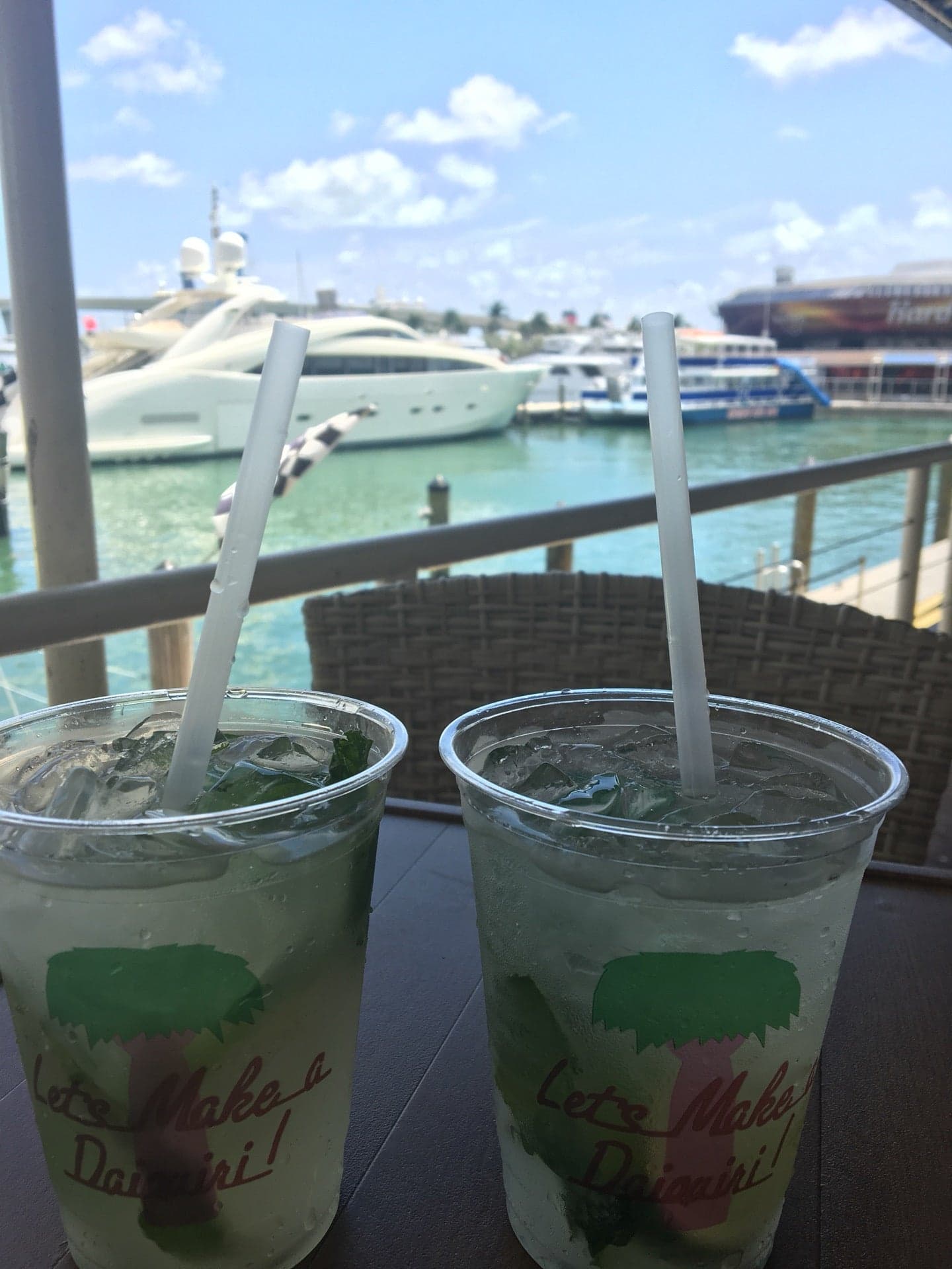 dfb3db16-b3a3-41c5-aa8c-13e76569c92e