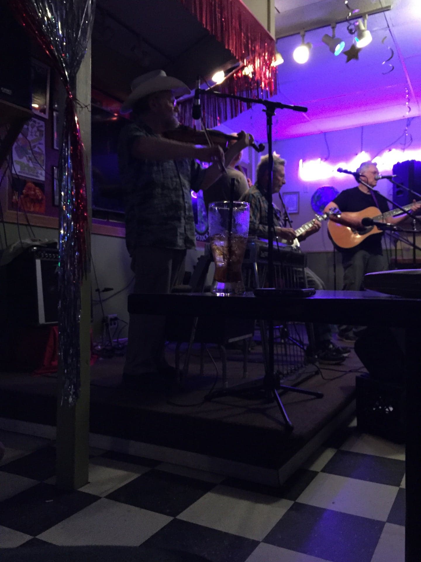 36ed688c-fe76-412d-acf1-f053ffeea3f3