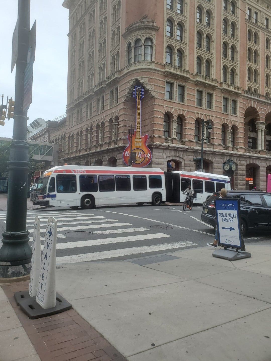 b9bcdedd-4fca-4dcd-b64e-03f2c8d25404