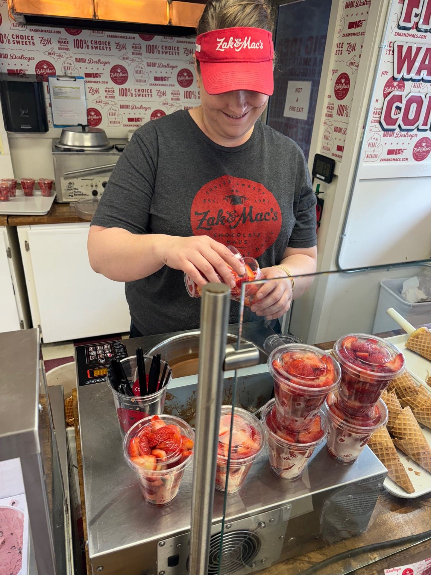 9d20e06c-a5d6-44b1-8056-21831e8caf20