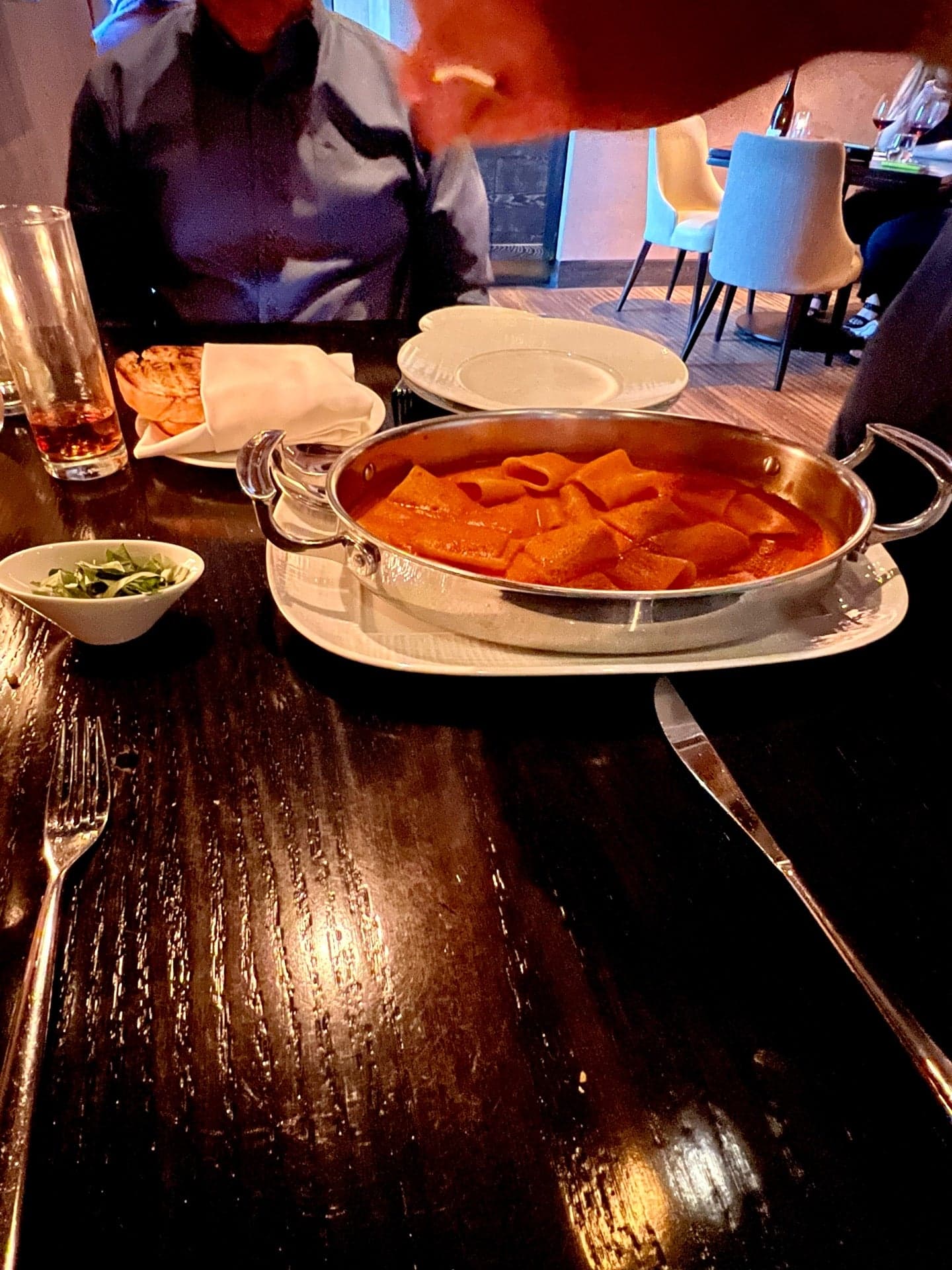 6c6584f1-f193-44b0-b6ef-486d3ad65206