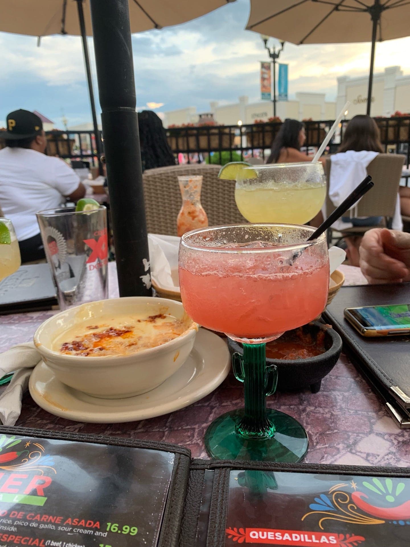 e7260cad-e422-454f-a9d2-3d4243a05e60