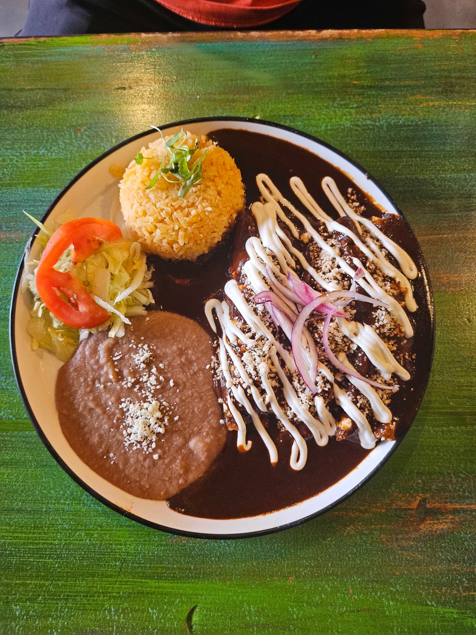 85e3b021-c3ab-403c-841d-2ba1571f2f4e