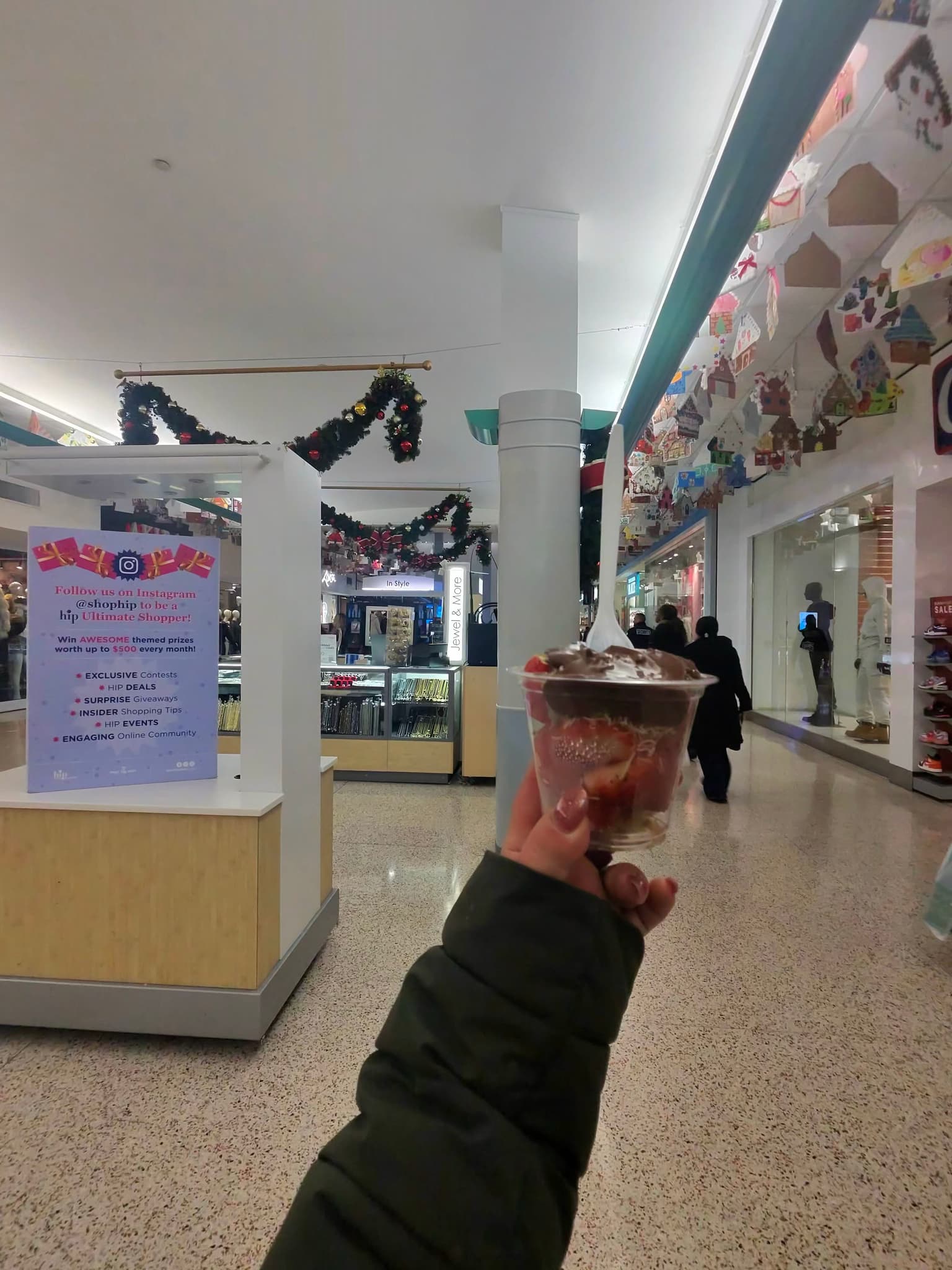 6924da5c-6b12-4373-aeef-fba5cbb71950